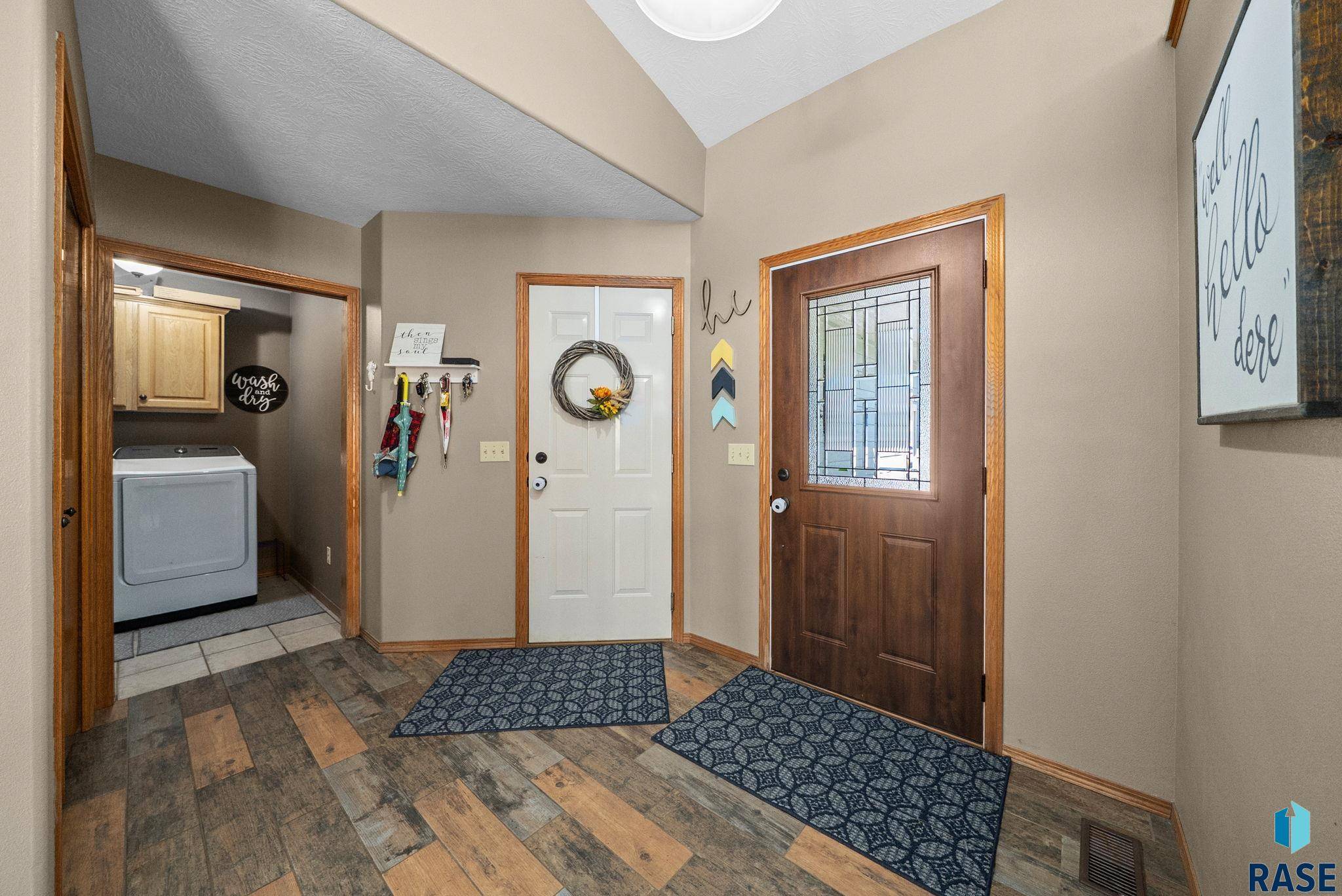 Sioux Falls, SD 57110,305 N Marquette Ave