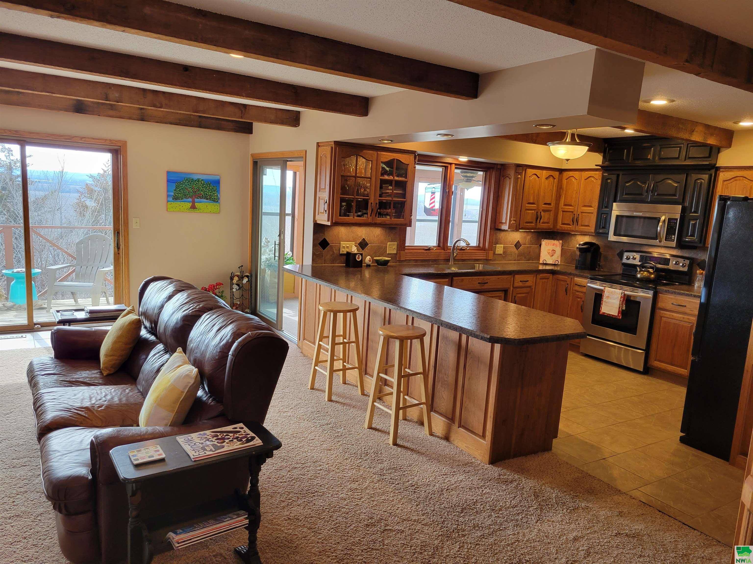 Vermillion, SD 57069,1556 Crestview Dr.