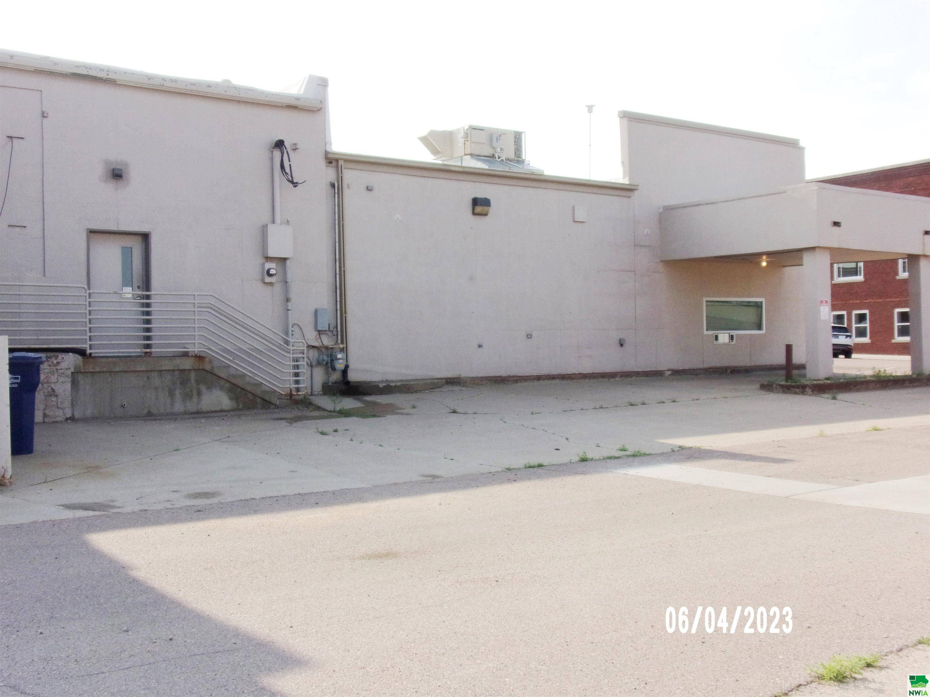 Hawarden, IA 51023,801 CENTRAL AVE