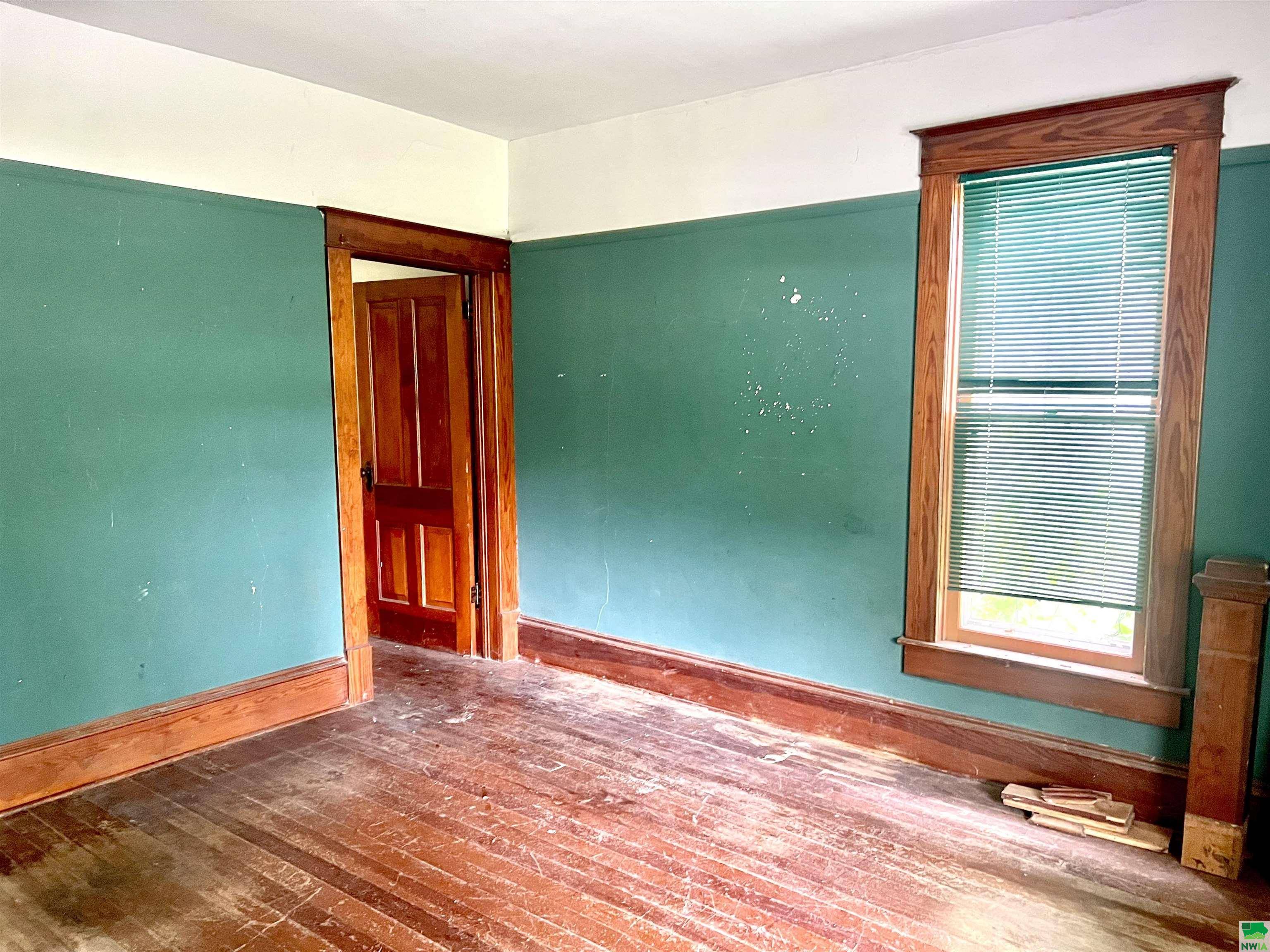 Vermillion, SD 57069,1232 Dawson