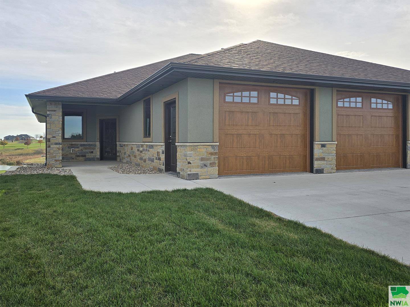 Sioux Center, IA 51250,1009 Teres View Drive