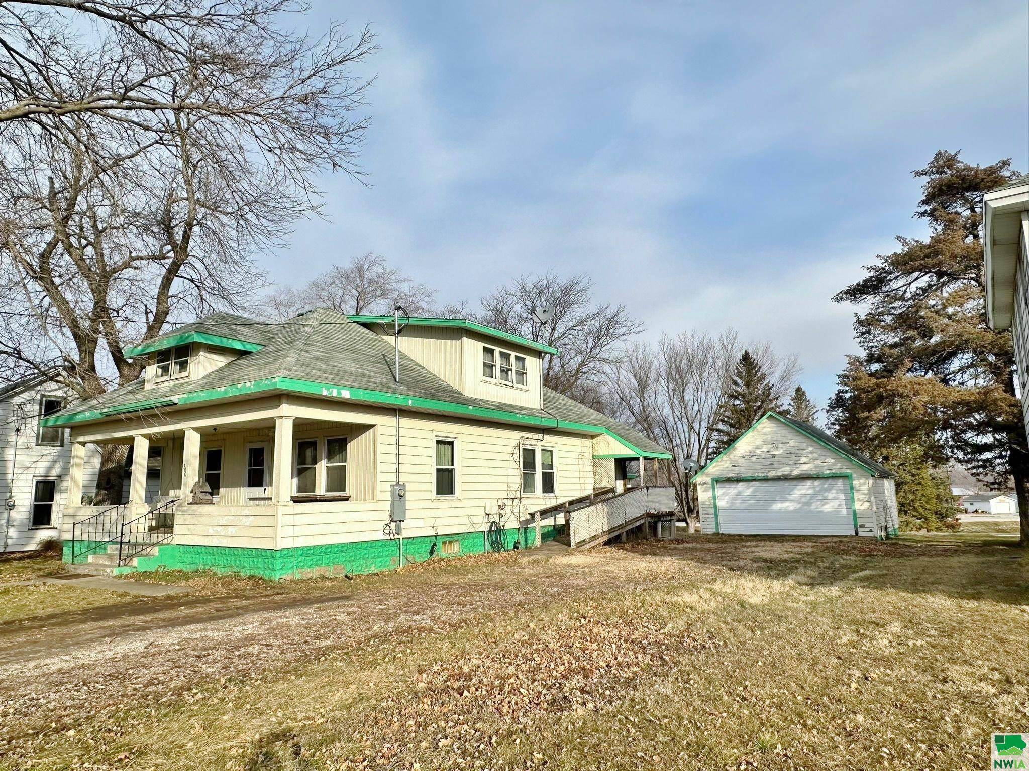 Quimby, IA 51049,200 W Clark Ave