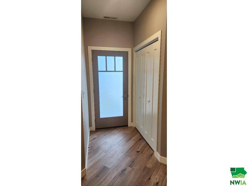 Vermillion, SD 57069,1224 Zitkala-Sa Trail