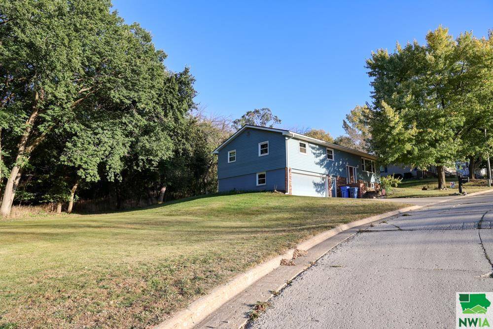 Sioux Rapids, IA 50585,903 Rebecca St