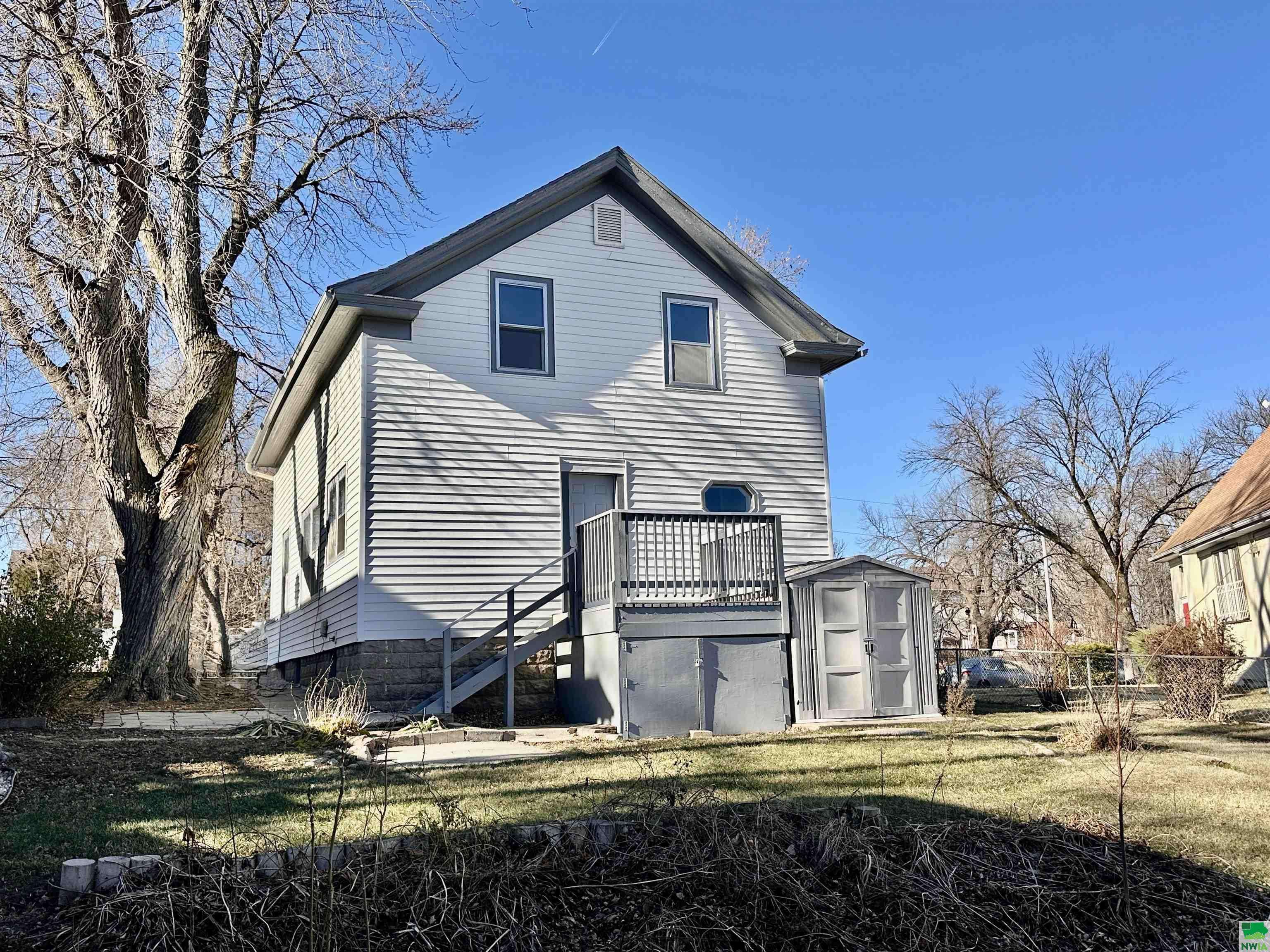 Sioux City, IA 51103,520 Center Street