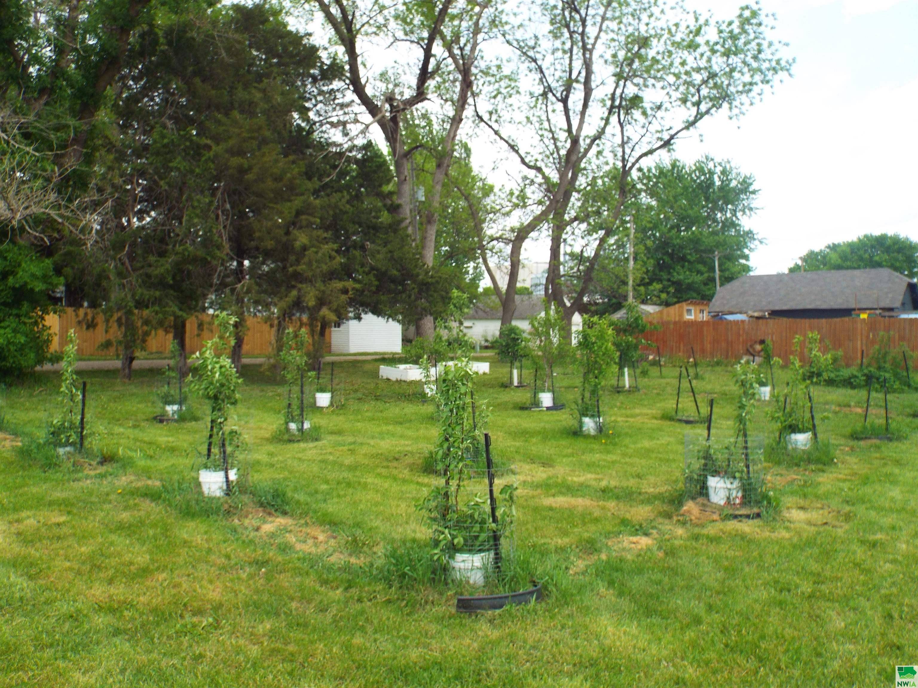Ashton, IA 51232,2nd Street