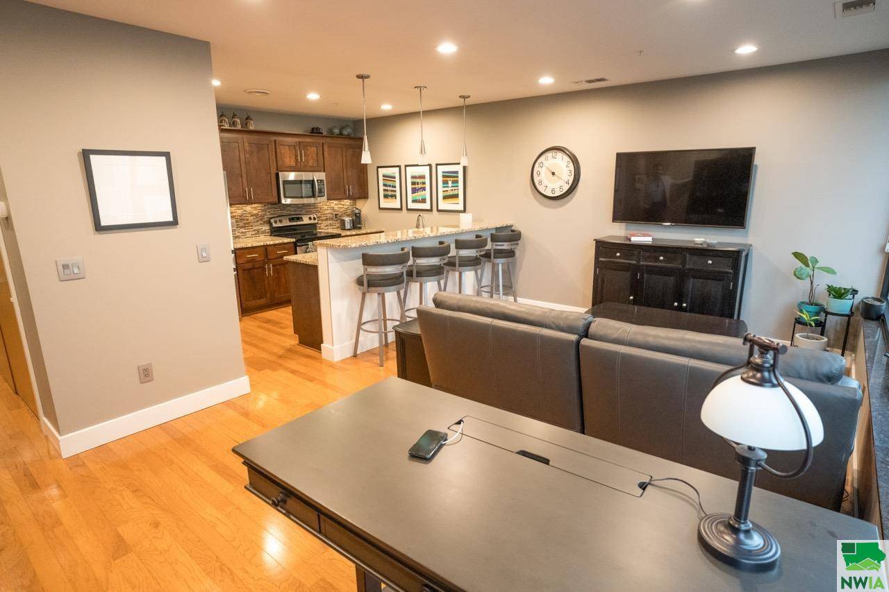 Sioux City, IA 51101,700 4th St 402