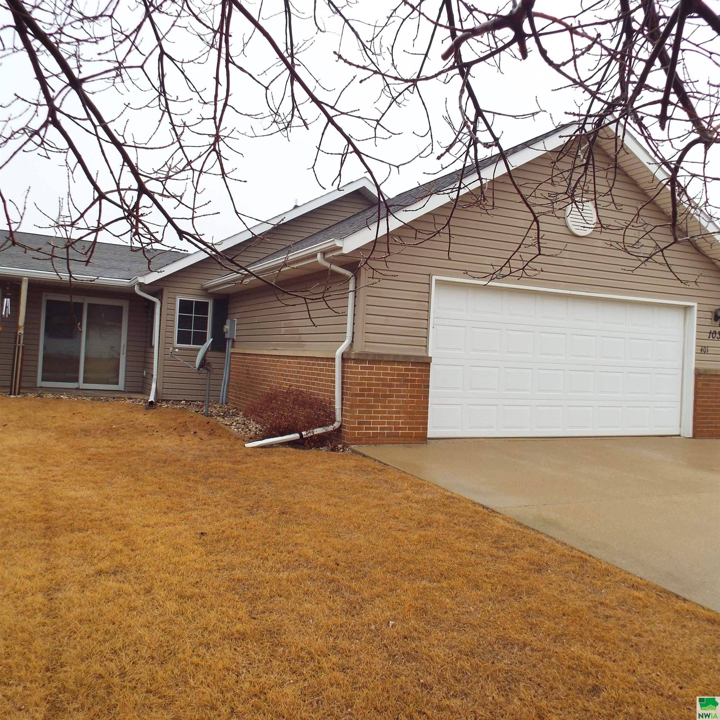 Sibley, IA 51249,401 NE 15th Avenue #103
