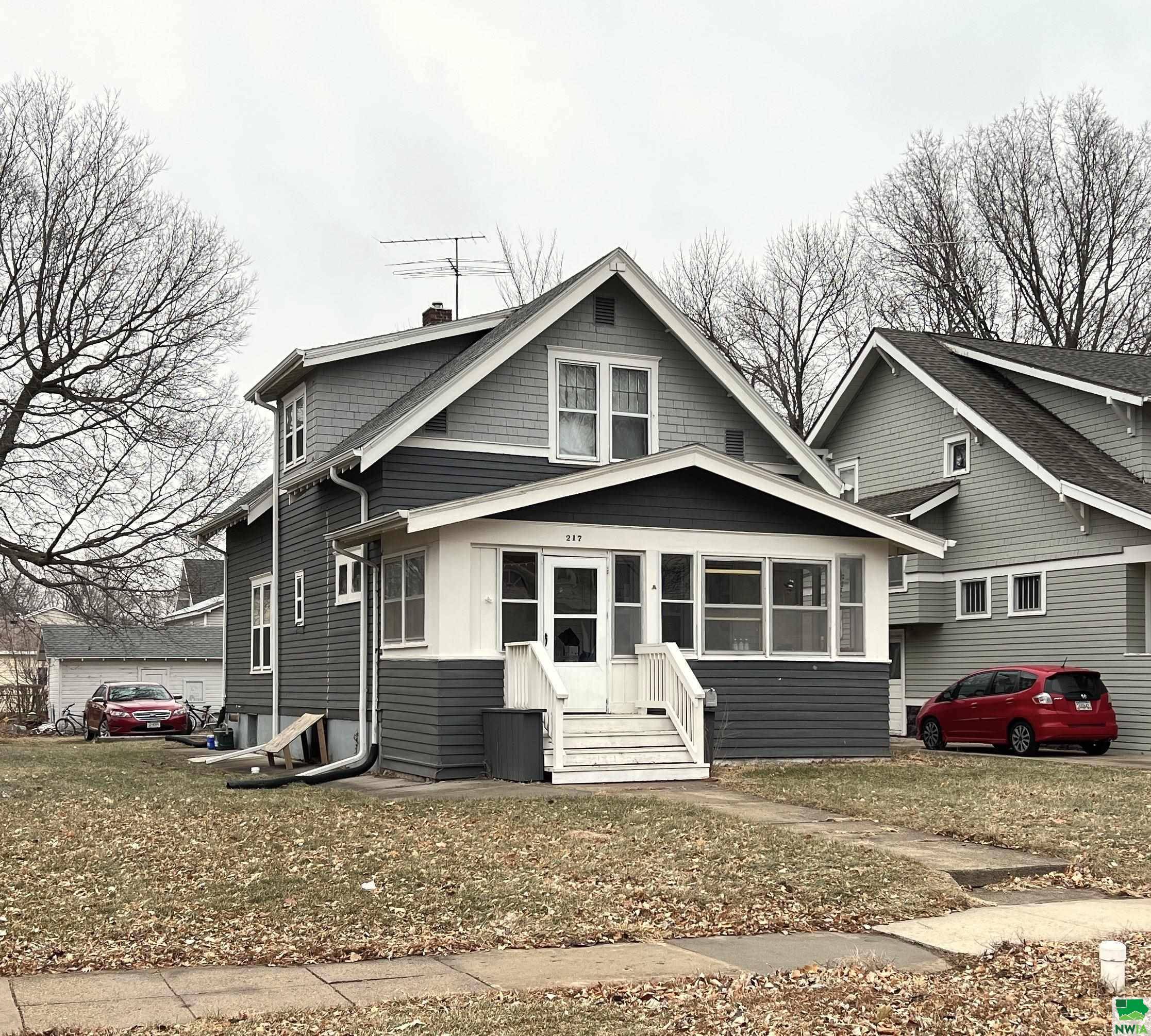 Vermillion, SD 57069,217 Willow