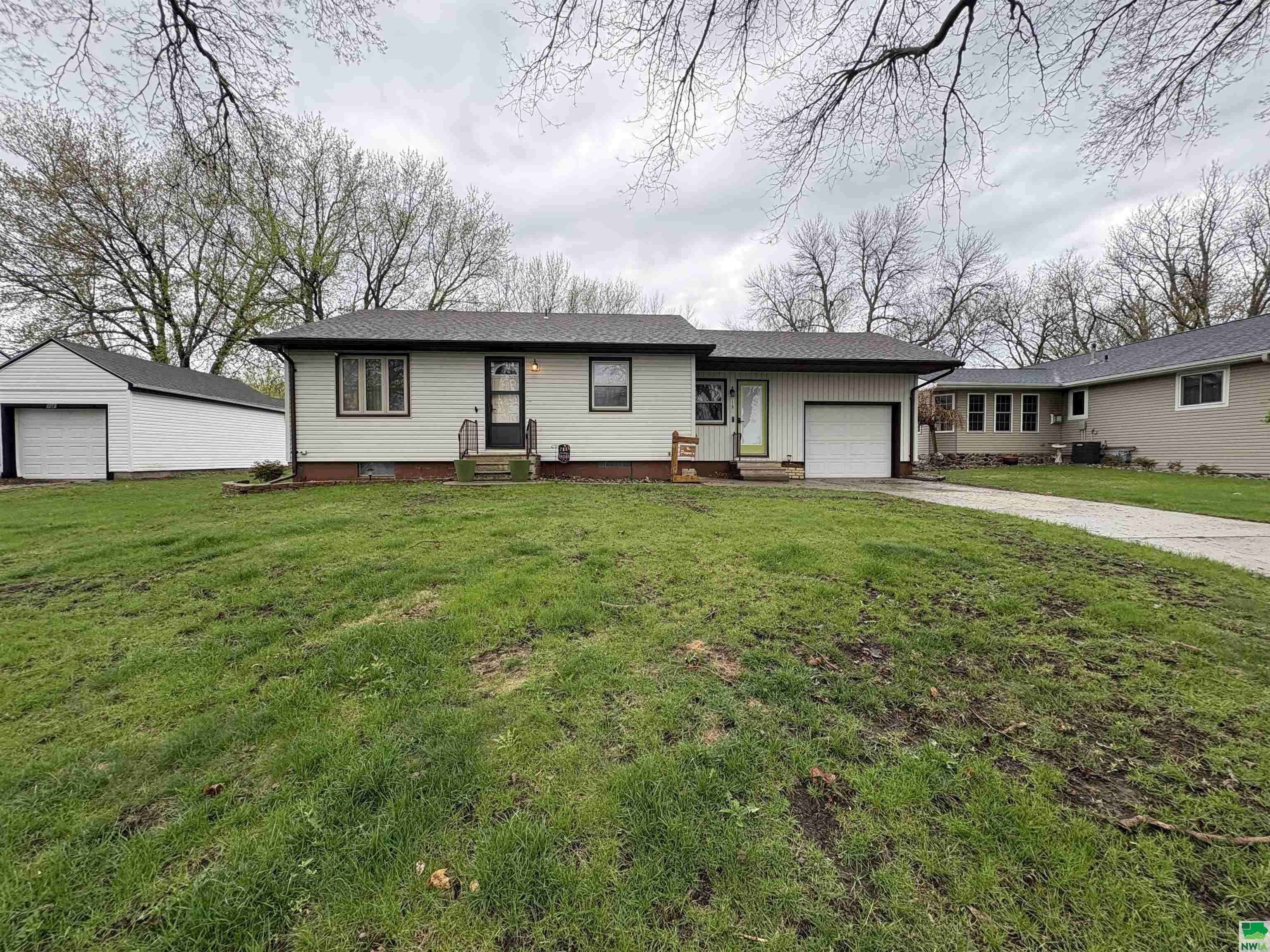 Wall Lake, IA 51466,115 Melrose Street