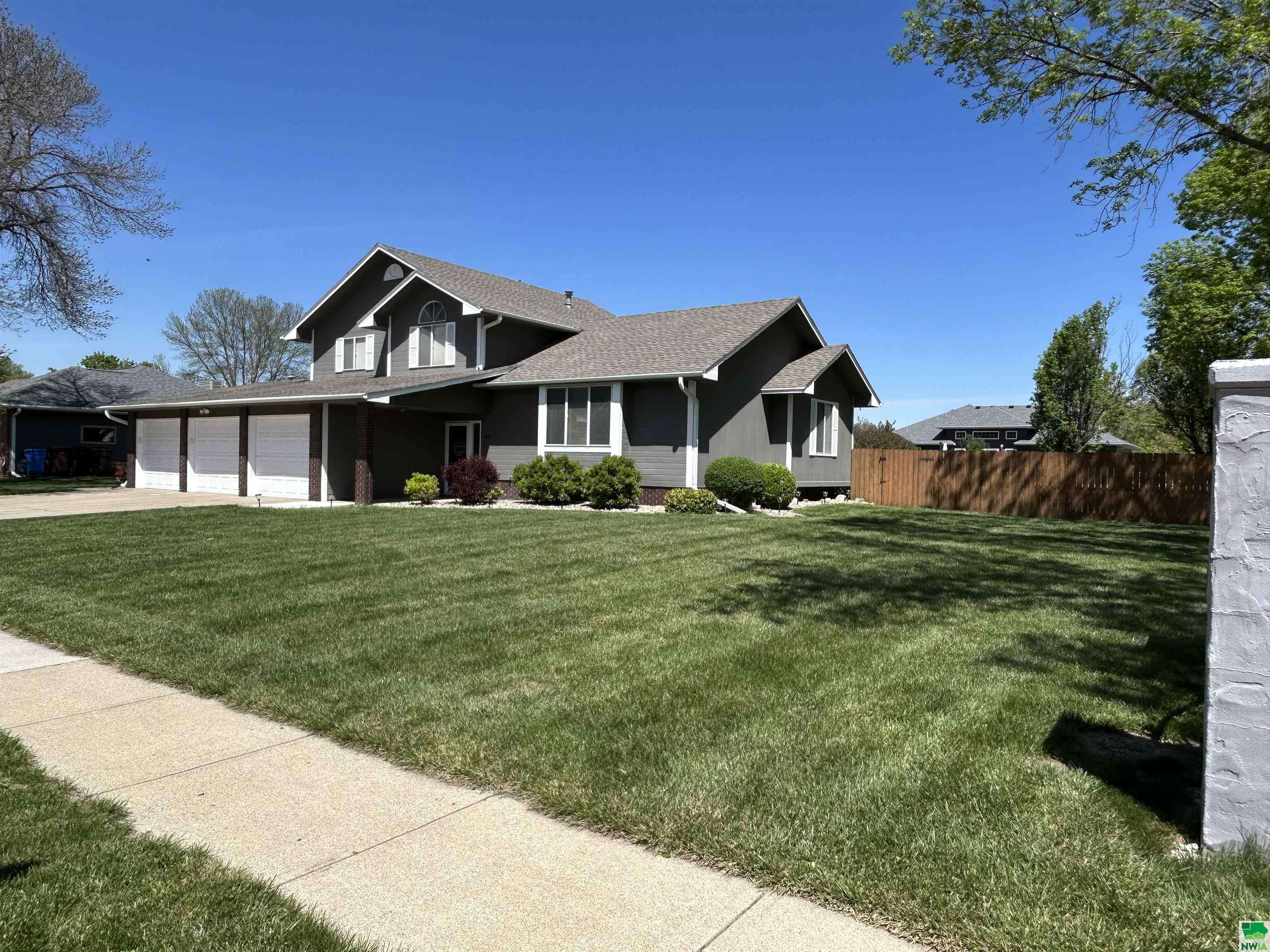 South Sioux City, NE 68776,325 Regency Court