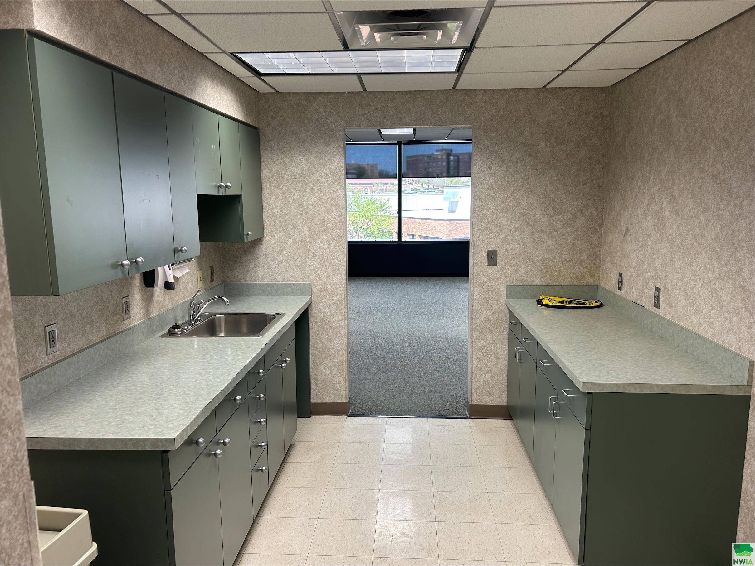 Sioux City, IA 51101,600 4th street 400