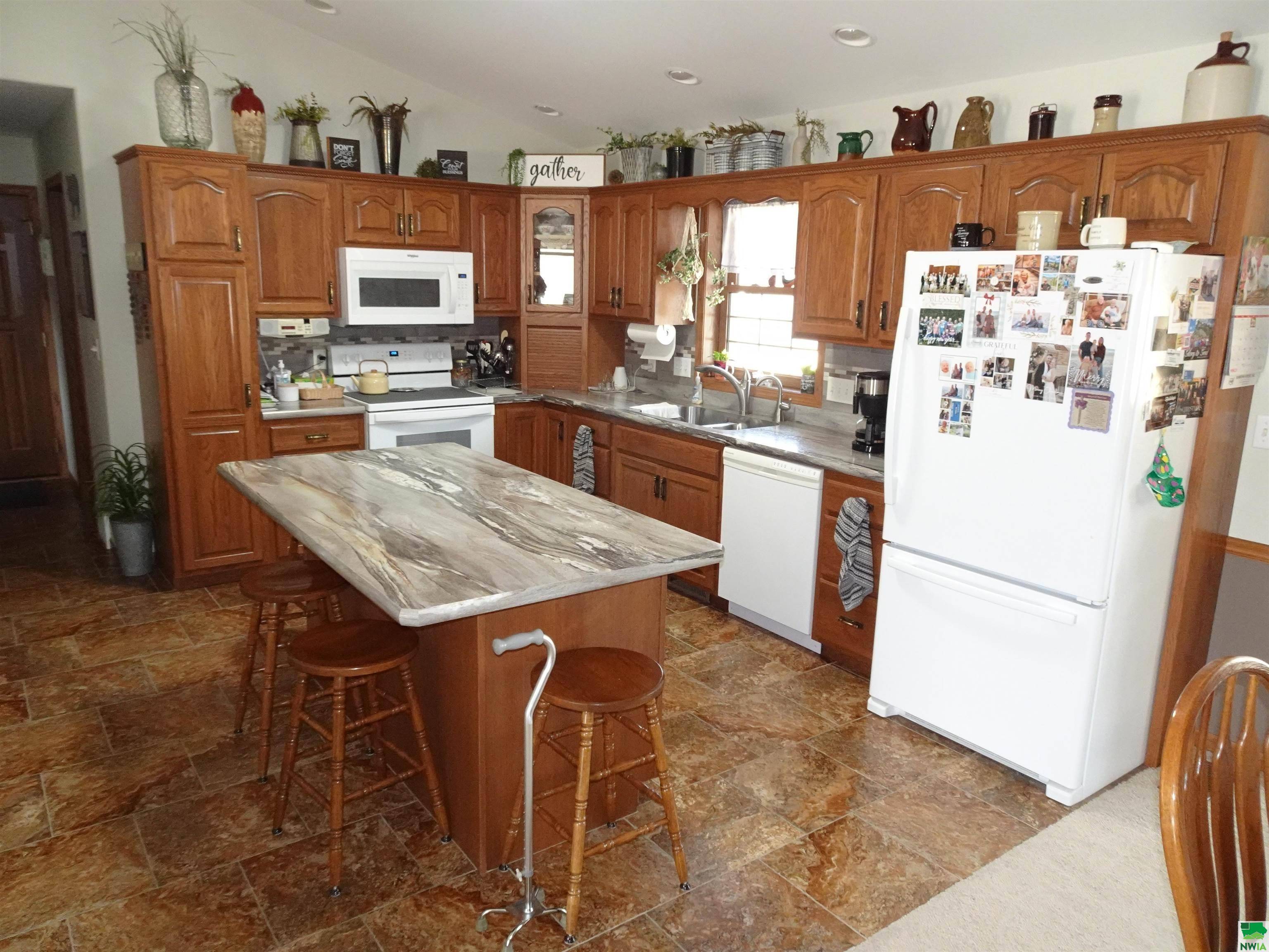 Sanborn, IA 51248,602 E 3rd St.