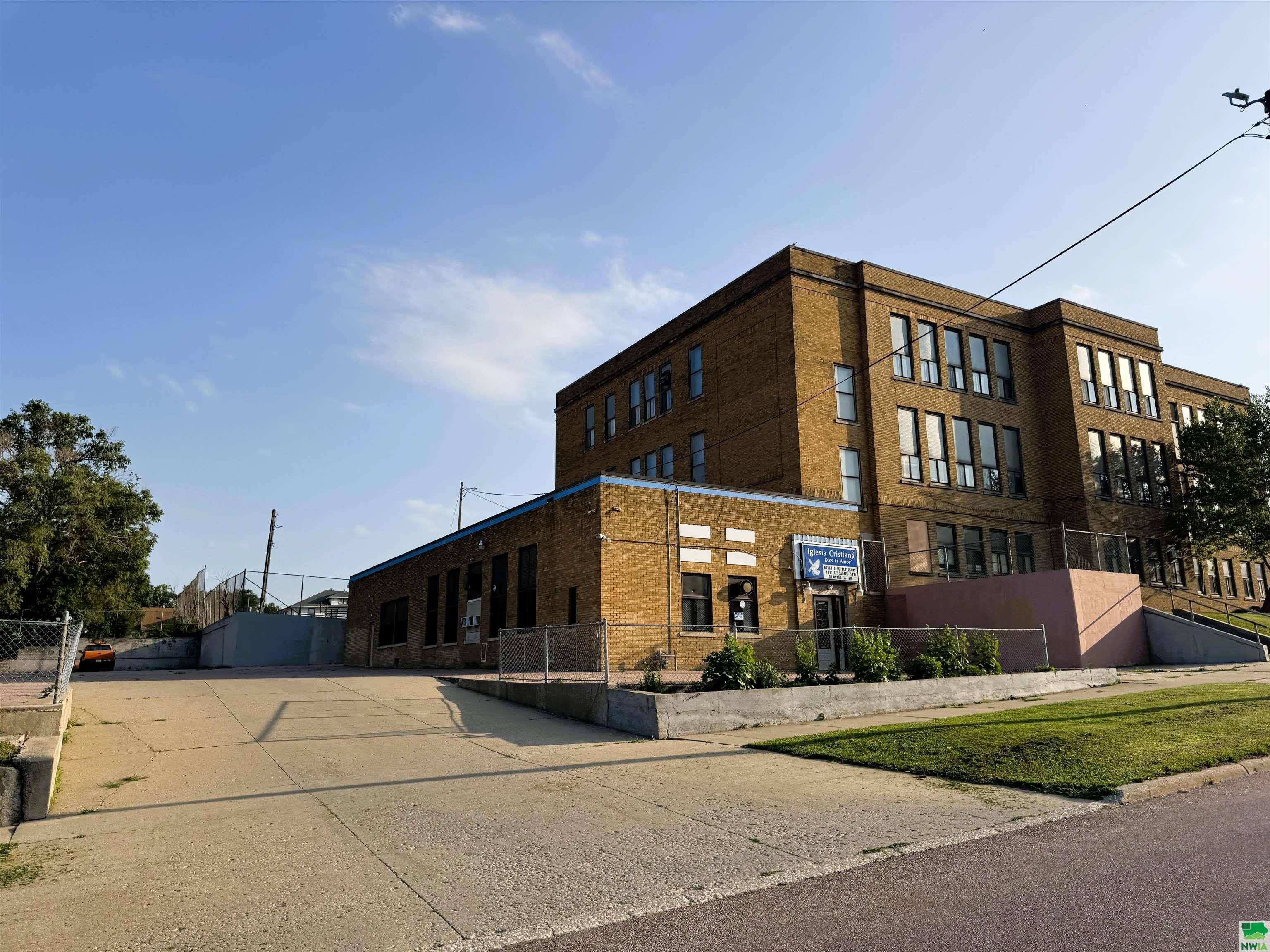 Sioux City, IA 51105,1022 JENNINGS ST