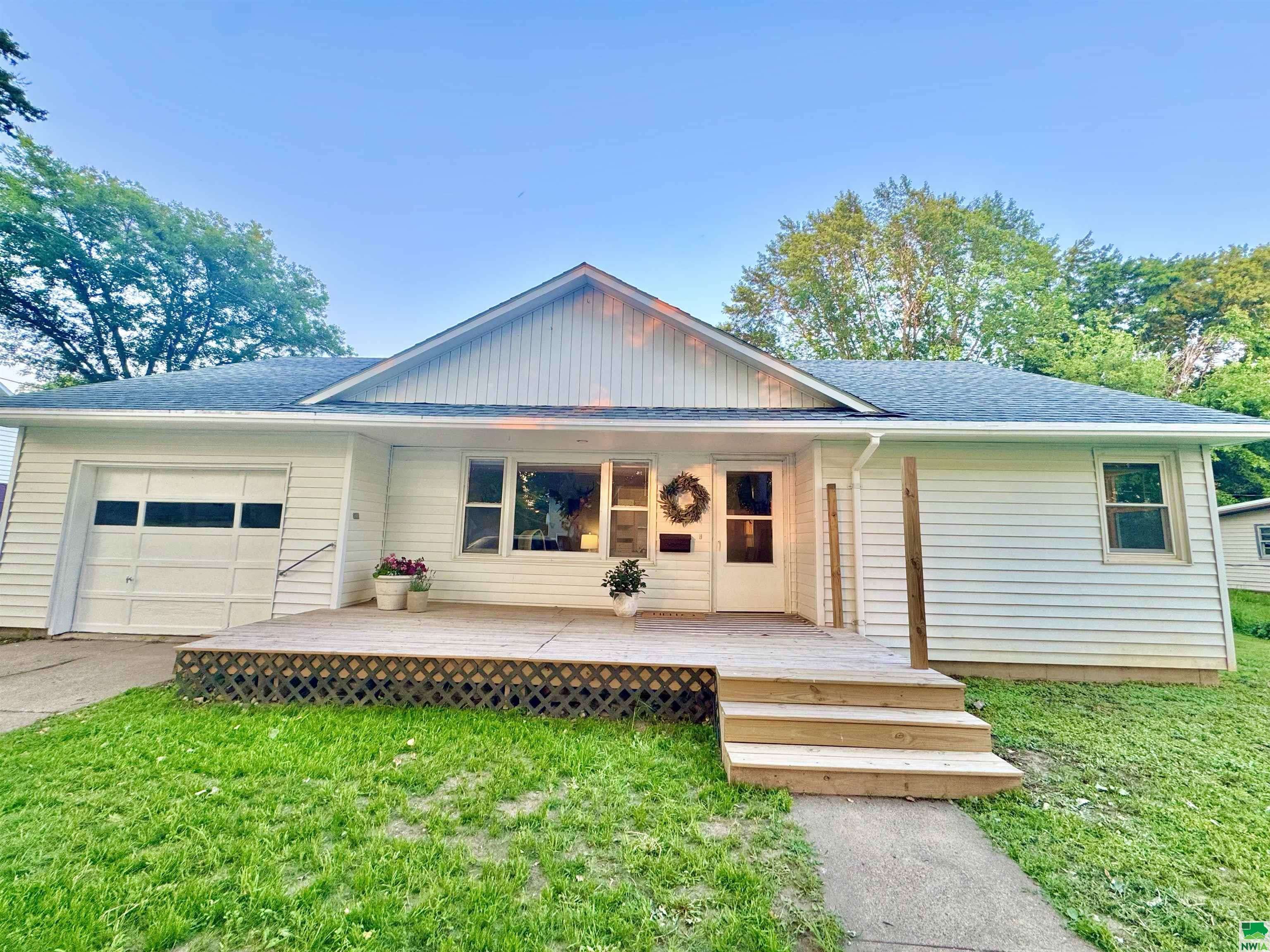 Anthon, IA 51004,202 3rd Ave N