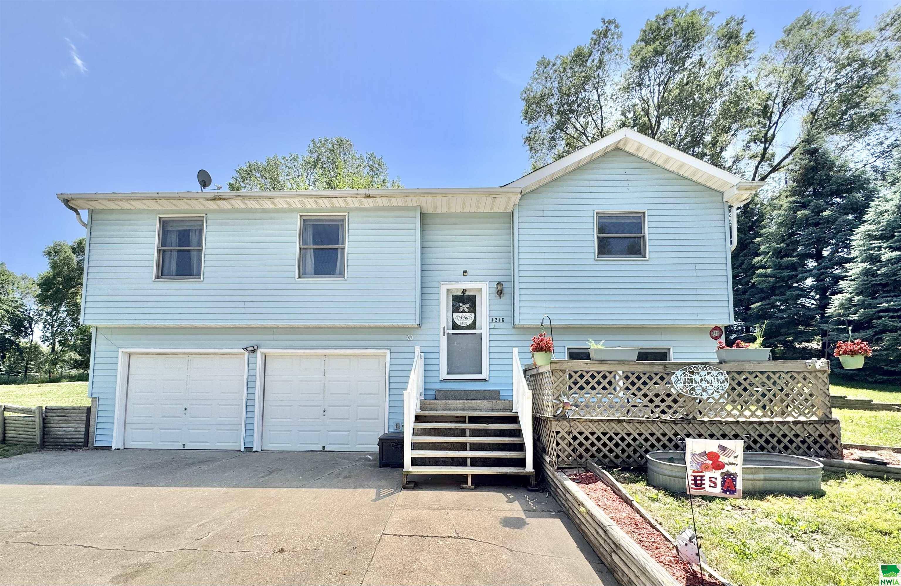 Sioux City, IA 51105,1216 Saint Marys