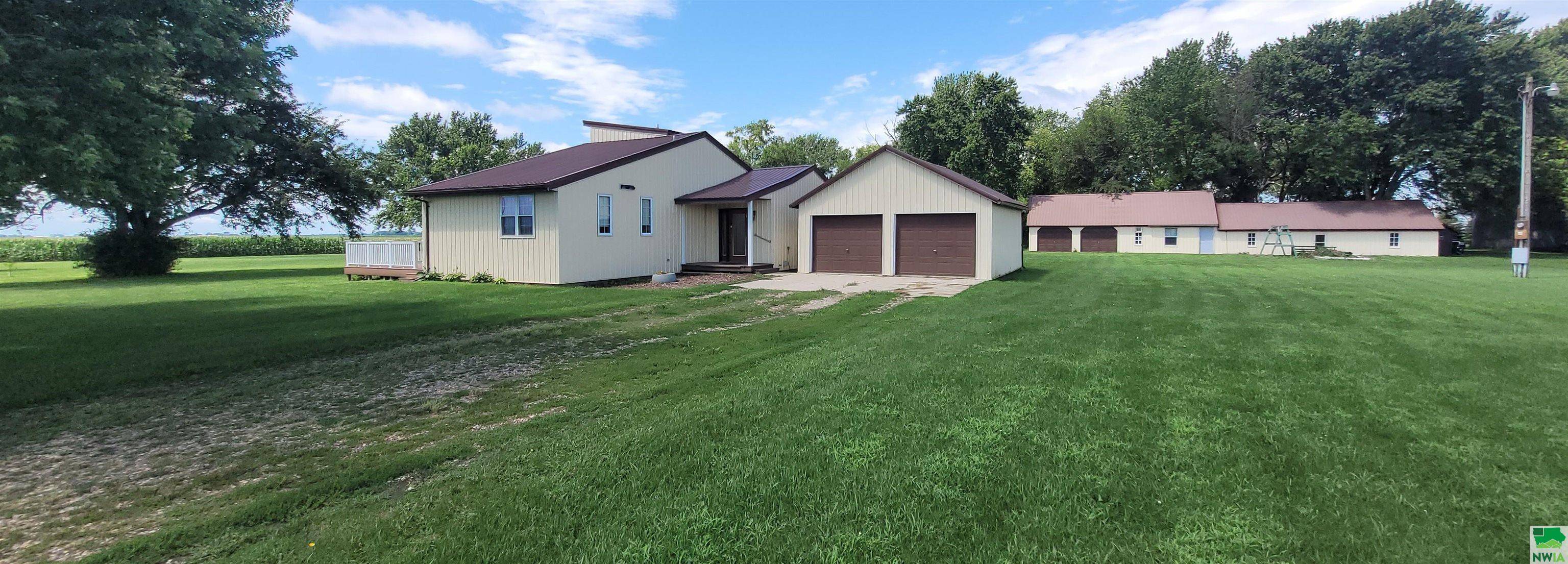 Archer, IA 51231,3943 Olive Ave
