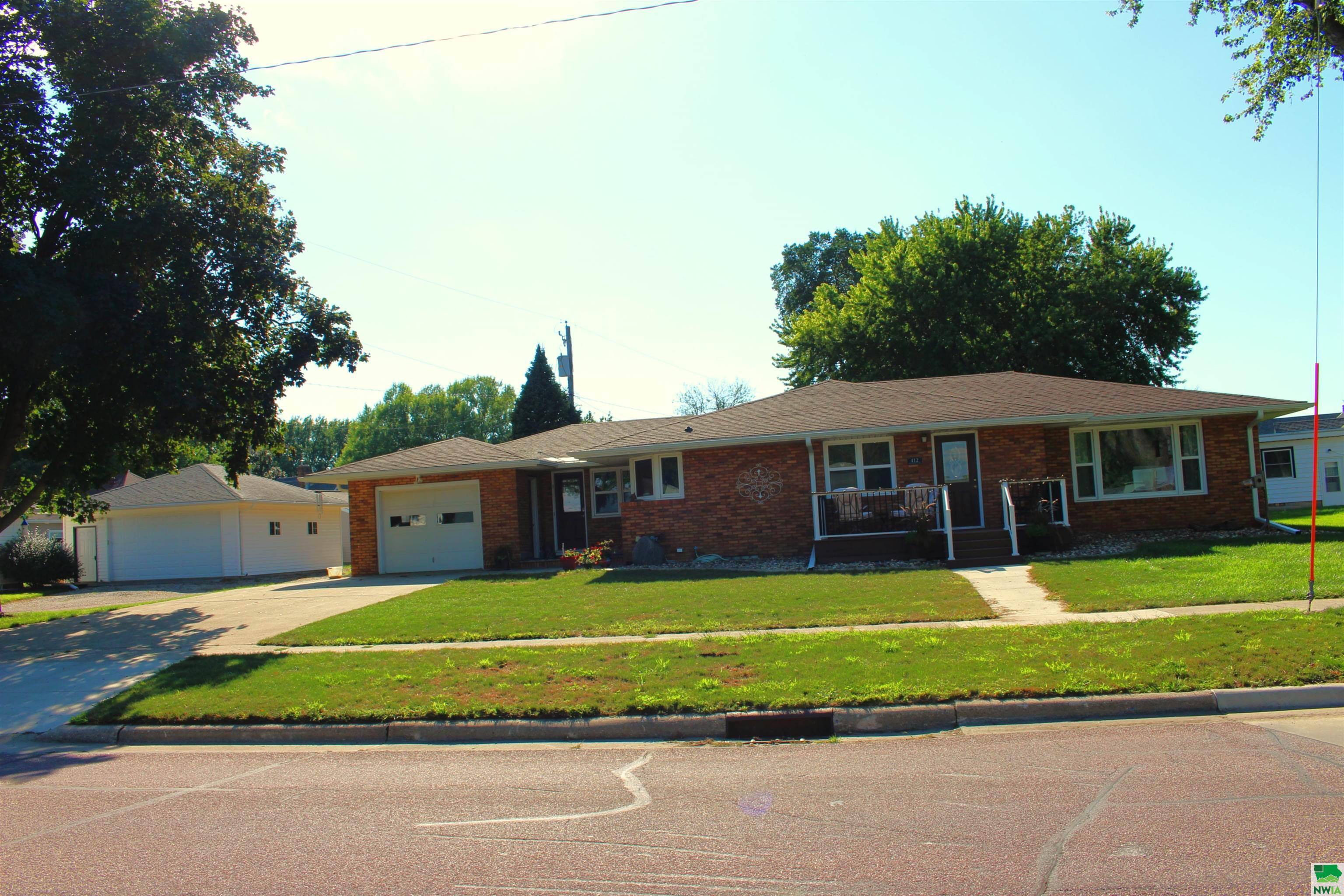 Sheldon, IA 51201,412 Washington Ave