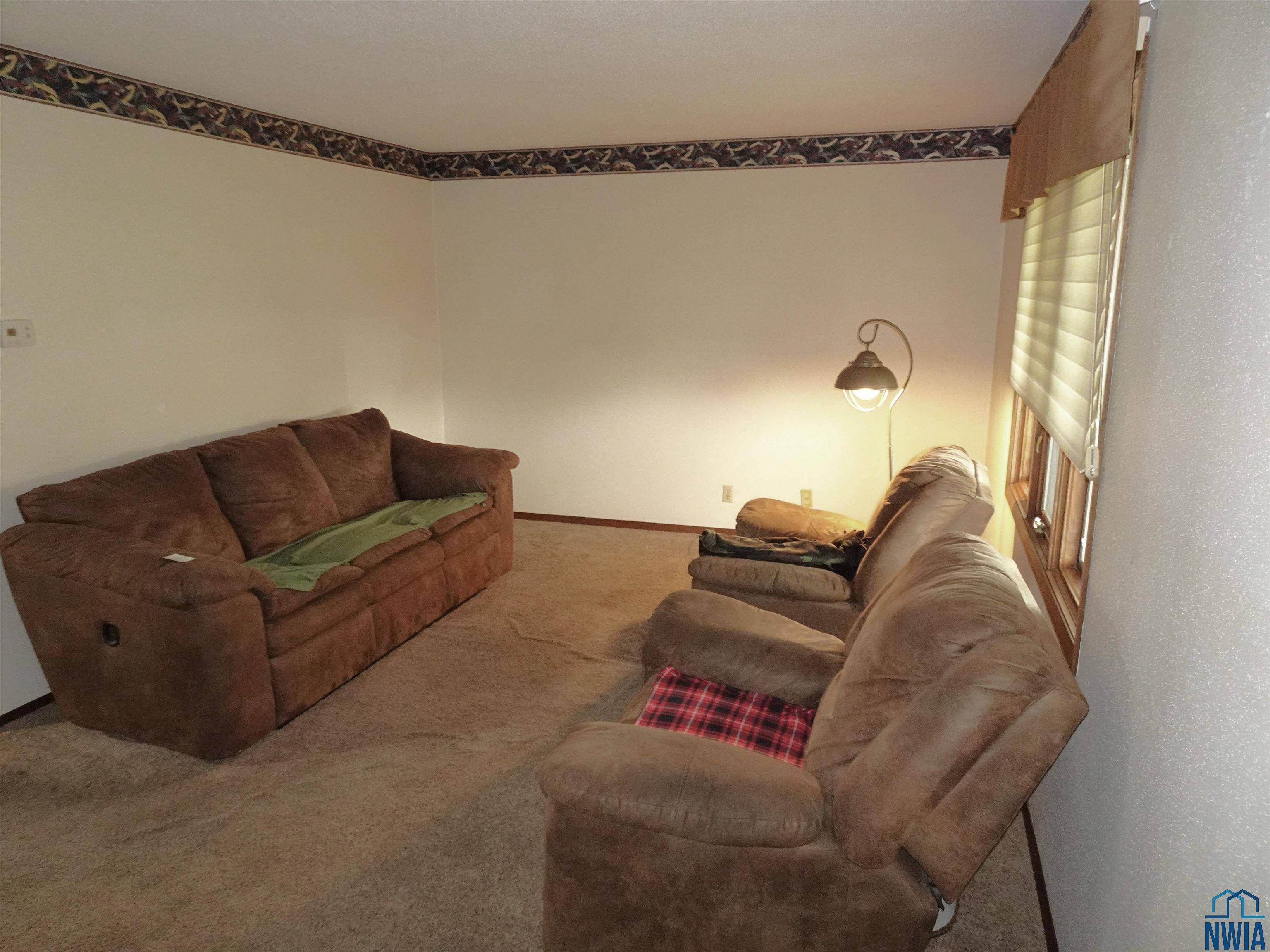 Sheldon, IA 51201,403 6th Avenue