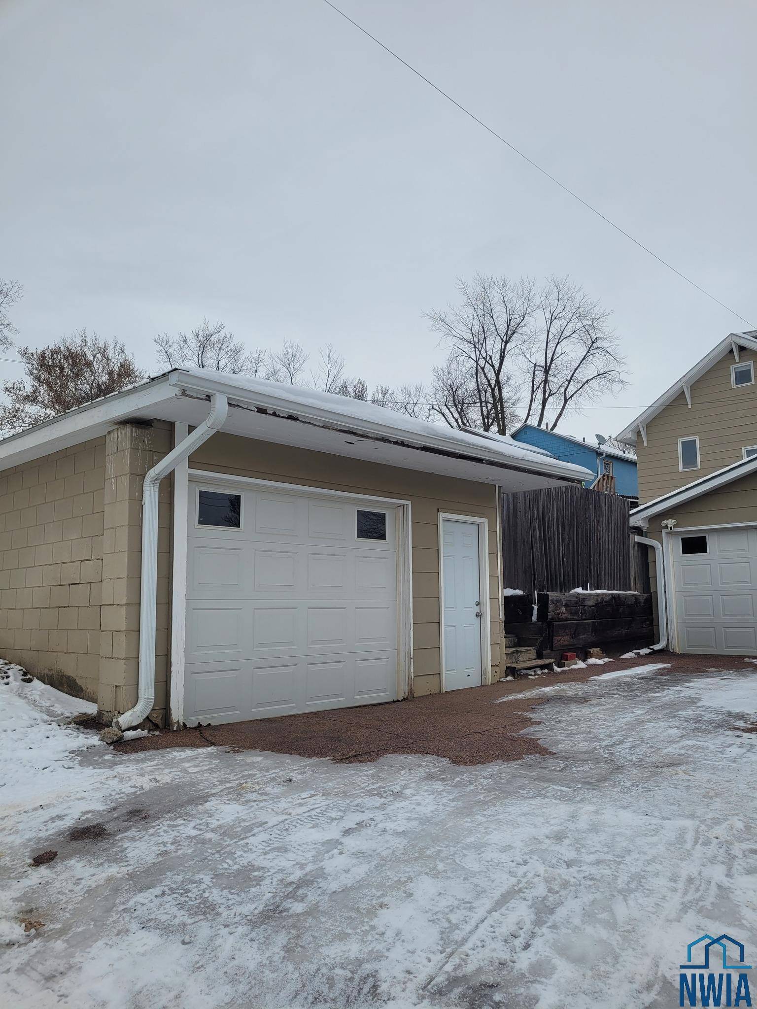 Sioux City, IA 51106,2217 S Maple Street