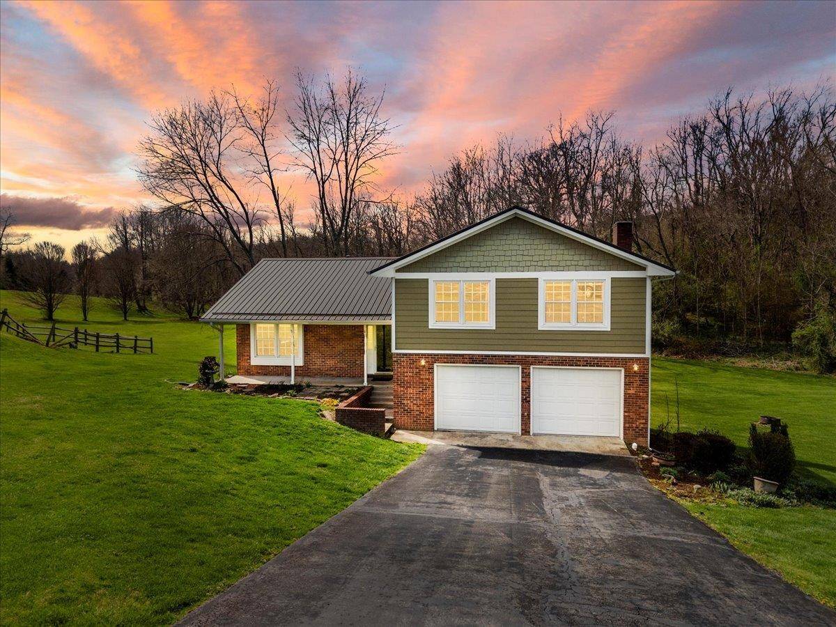 Dublin, VA 24084,5467 ERIN DR