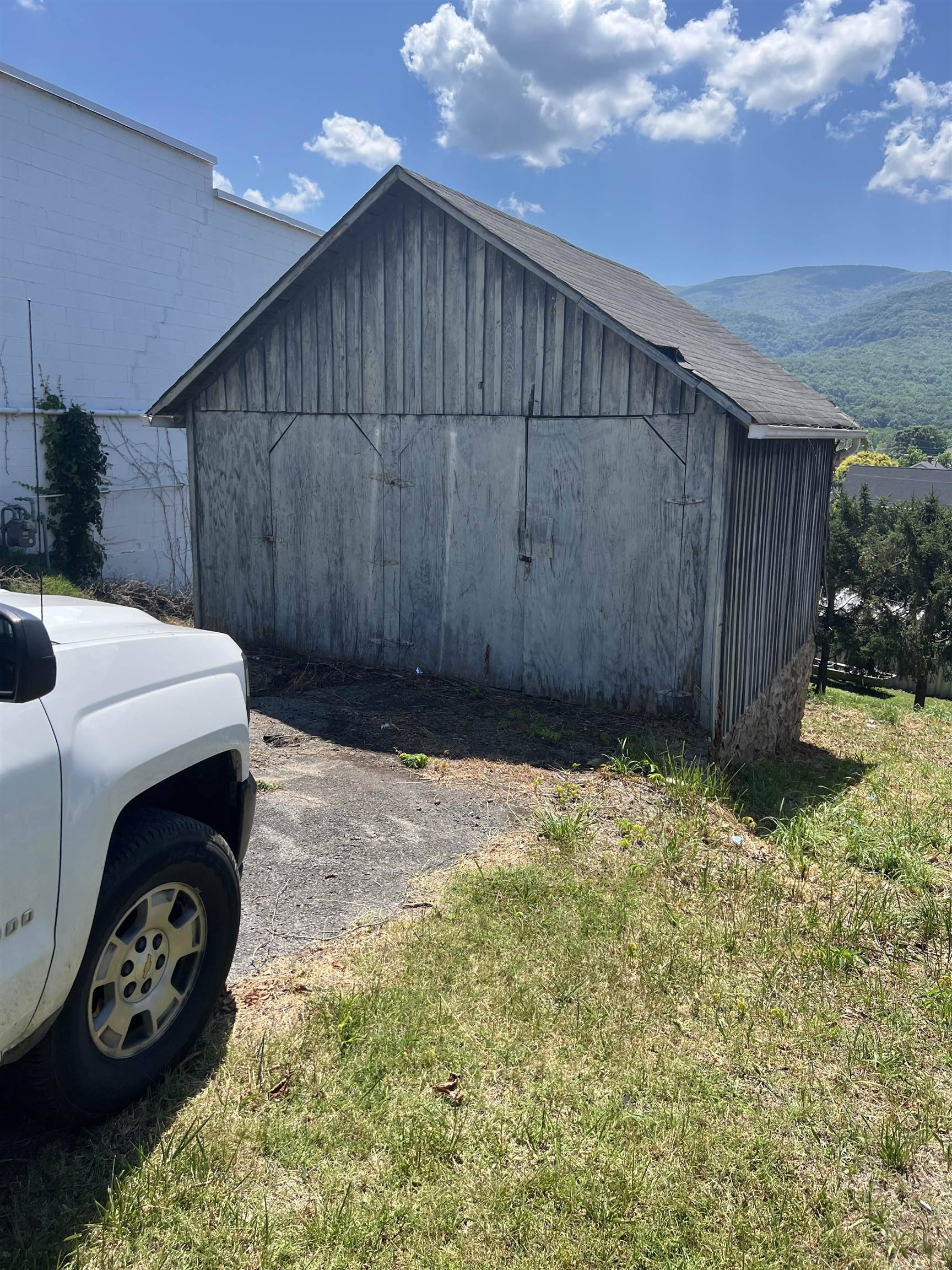 Covington, VA 24426,119 W Edgemont DR