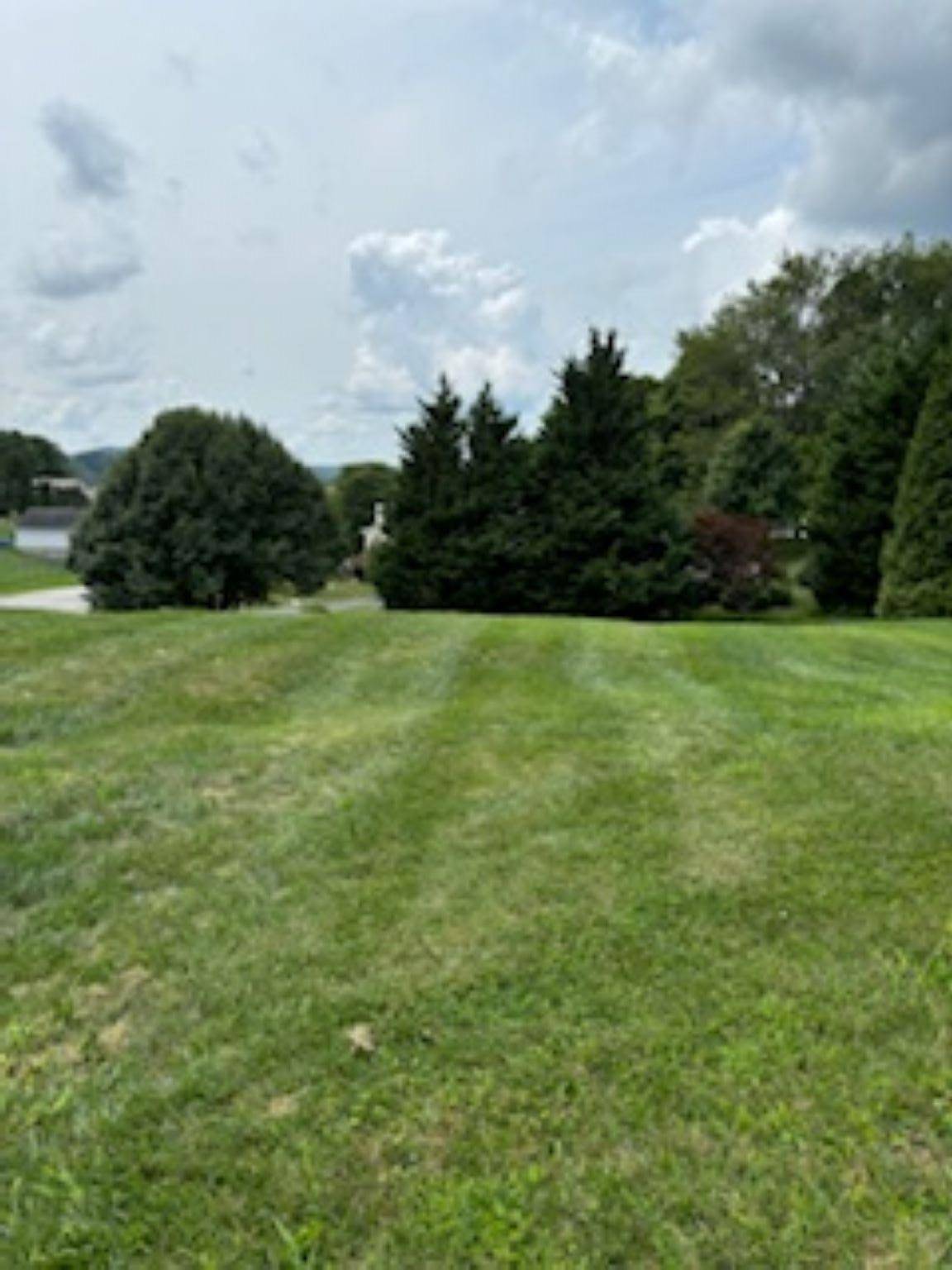 Christiansburg, VA 24073,180 KAYS DR