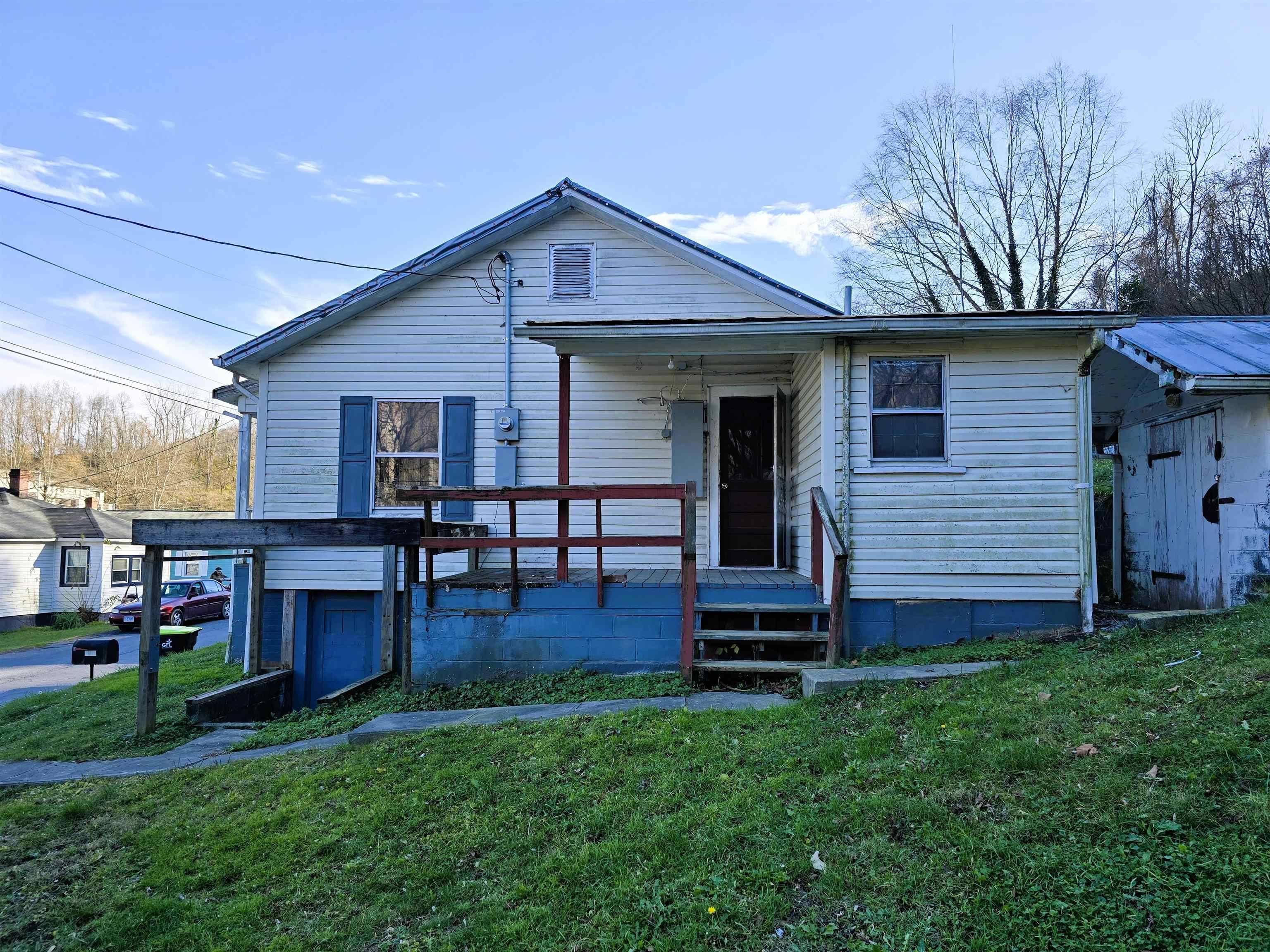 Saltville, VA 24370,312 Davidson ST