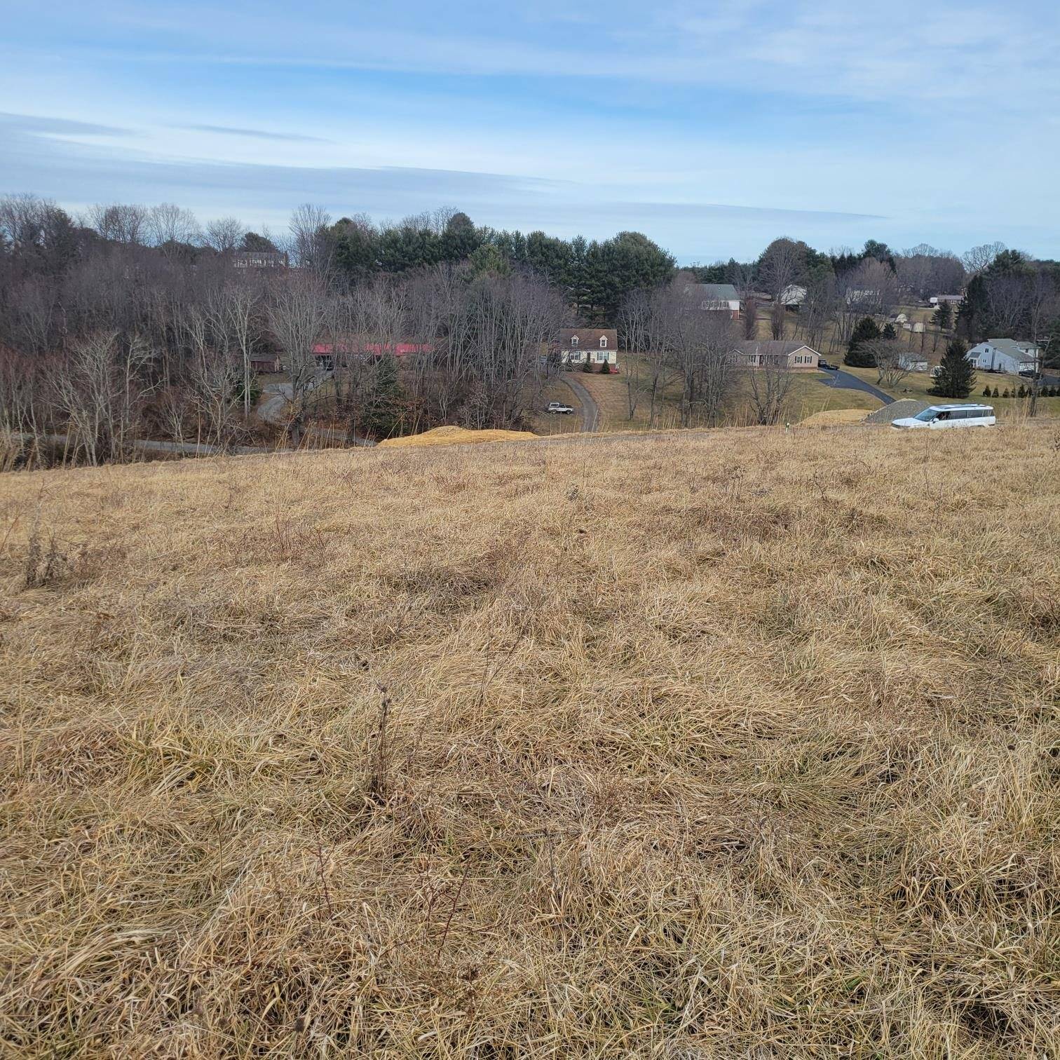 Dublin, VA 24084,5255 Country Meadow DR