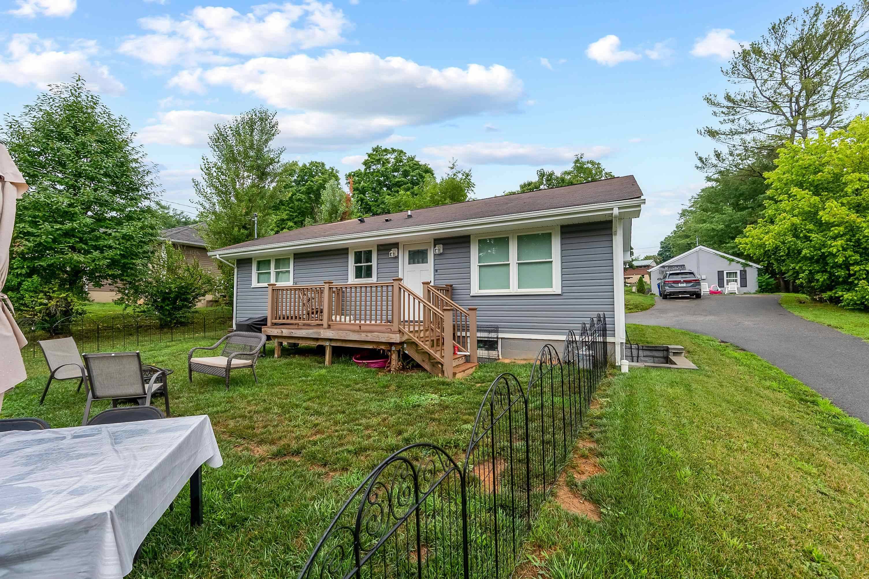 Christiansburg, VA 24073,825 and 815 College ST