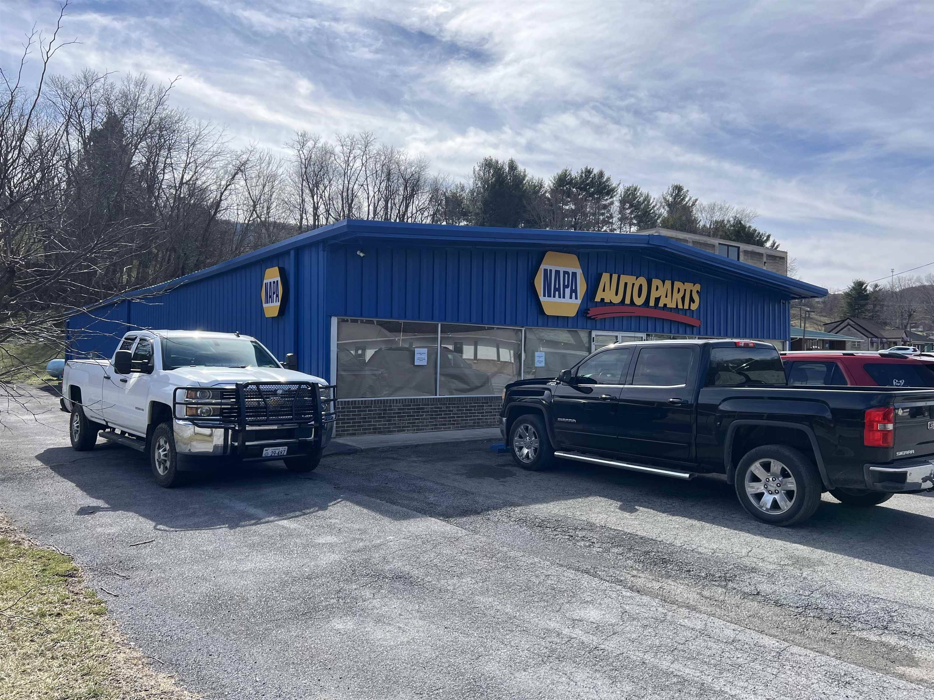 Tazewell, VA 24651,1676 Fincastle TPKE