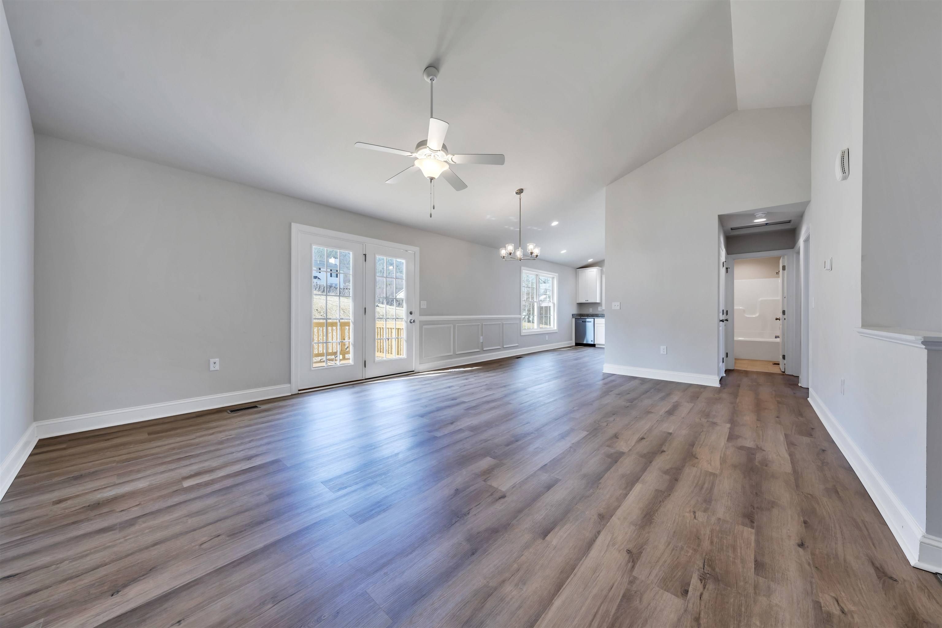 Christiansburg, VA 24073,1515 Kensington WAY