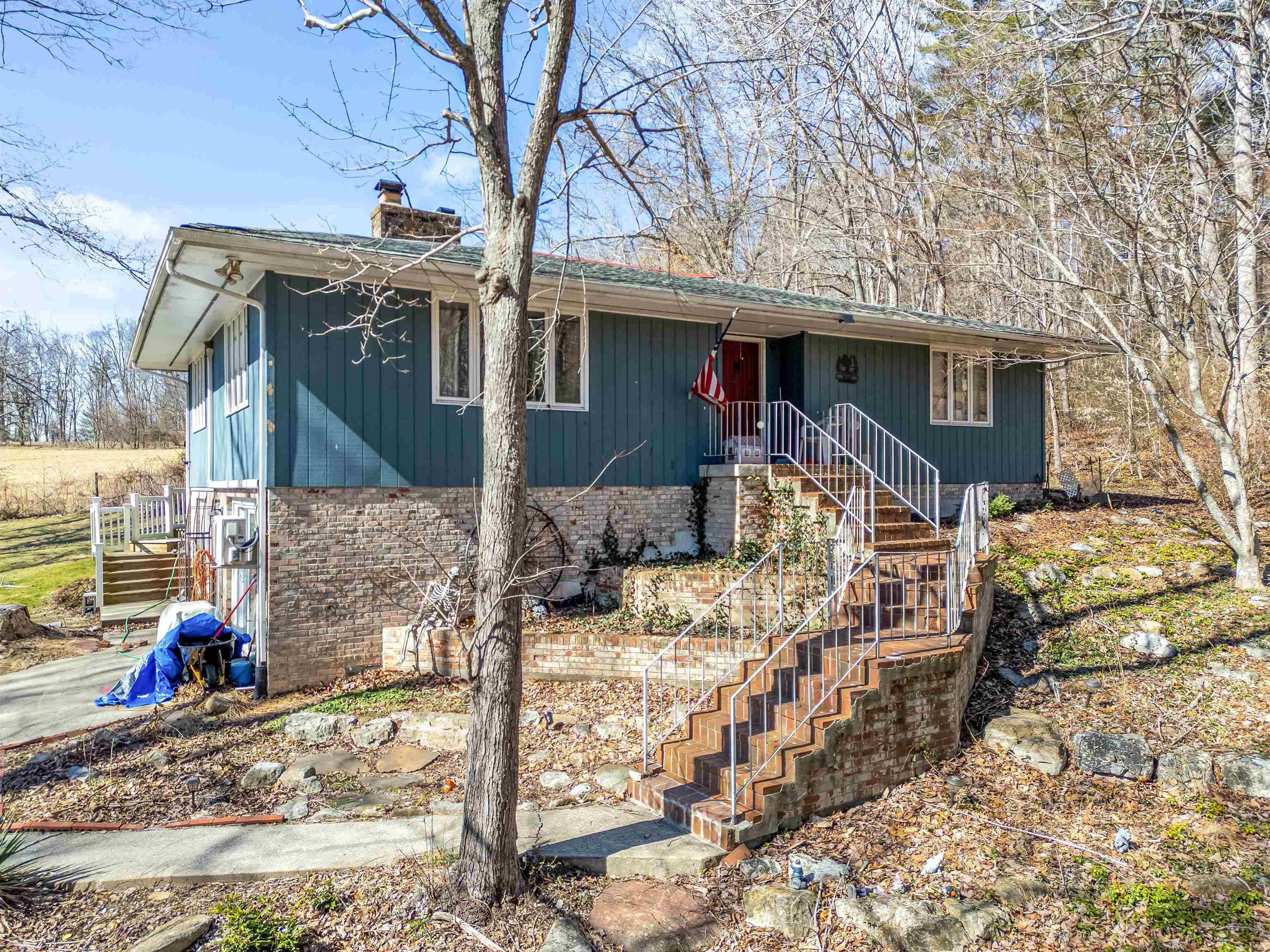 Max Meadows, VA 24360,331 Crimson LN