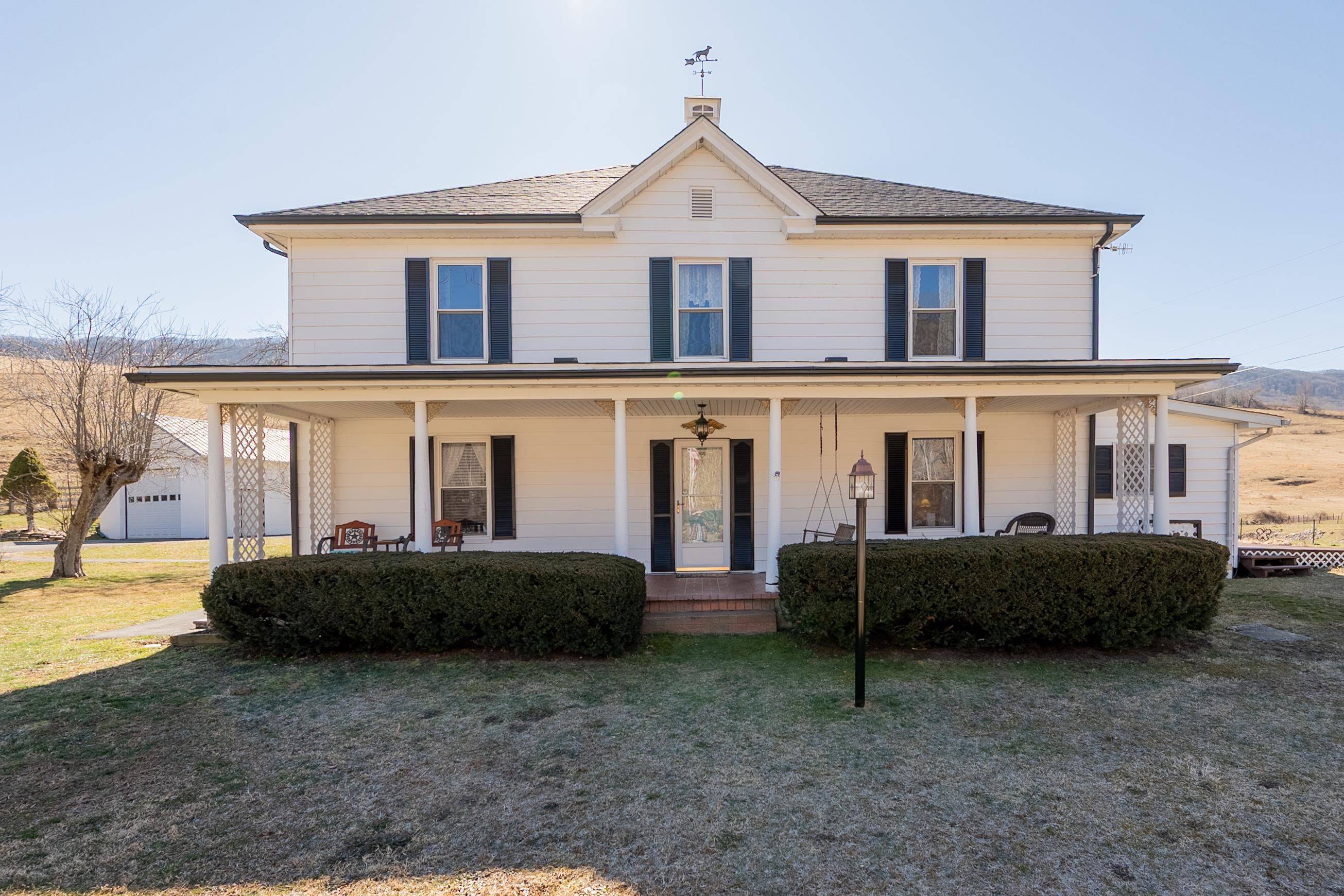 Bastian, VA 24314,7008 Clear Fork Creek RD