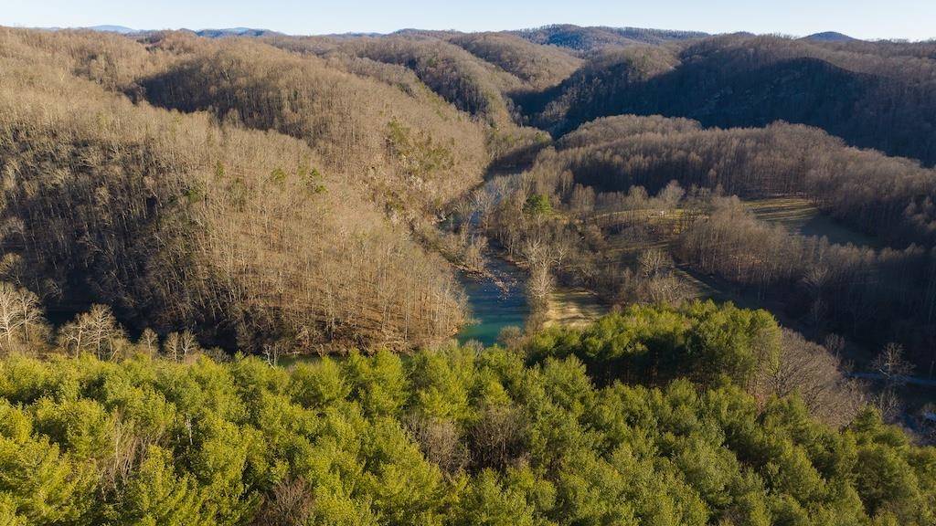 Saltville, VA 24370,5461 Tumbling Creek RD