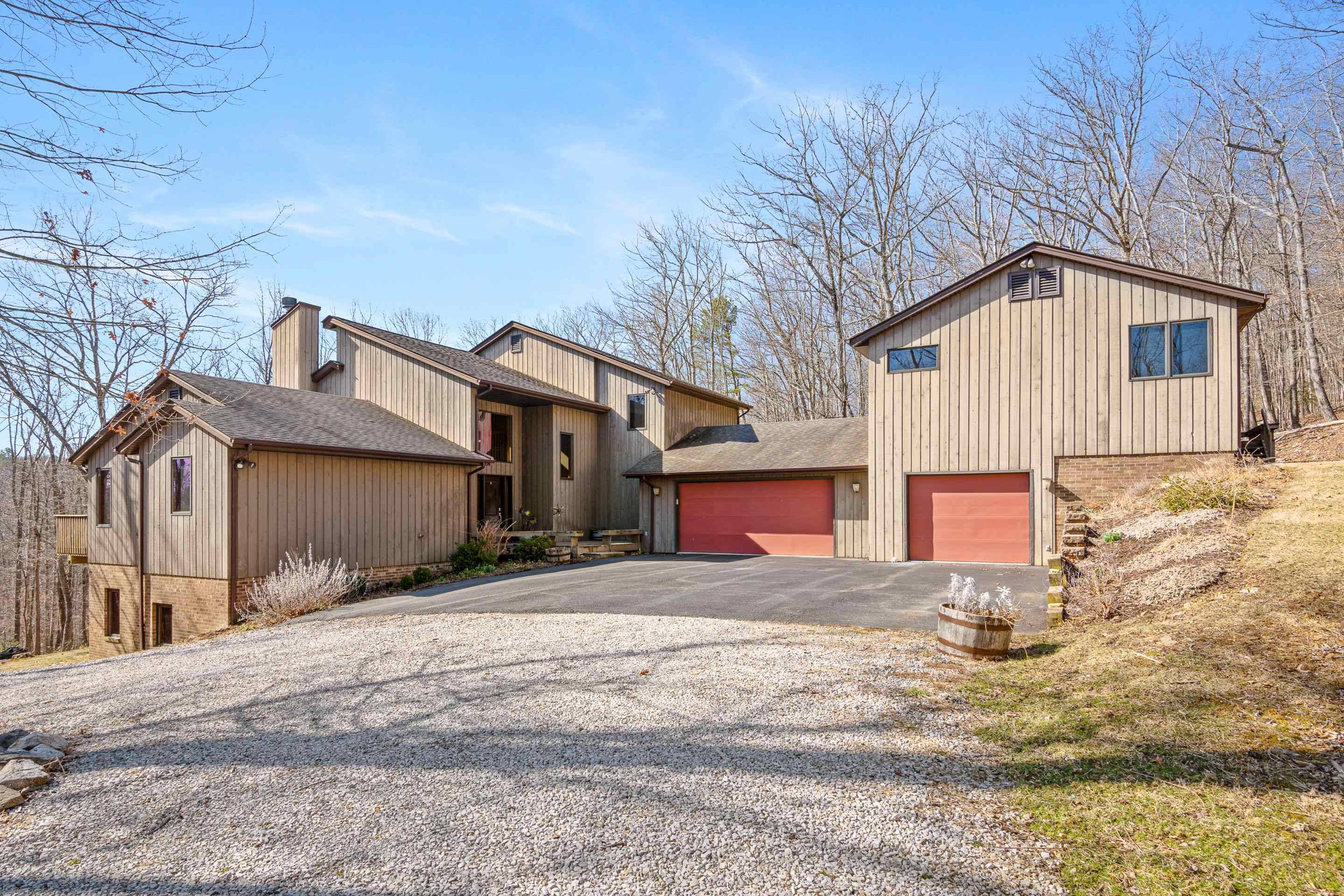 Blacksburg, VA 24060,4506 W Benoit TRL