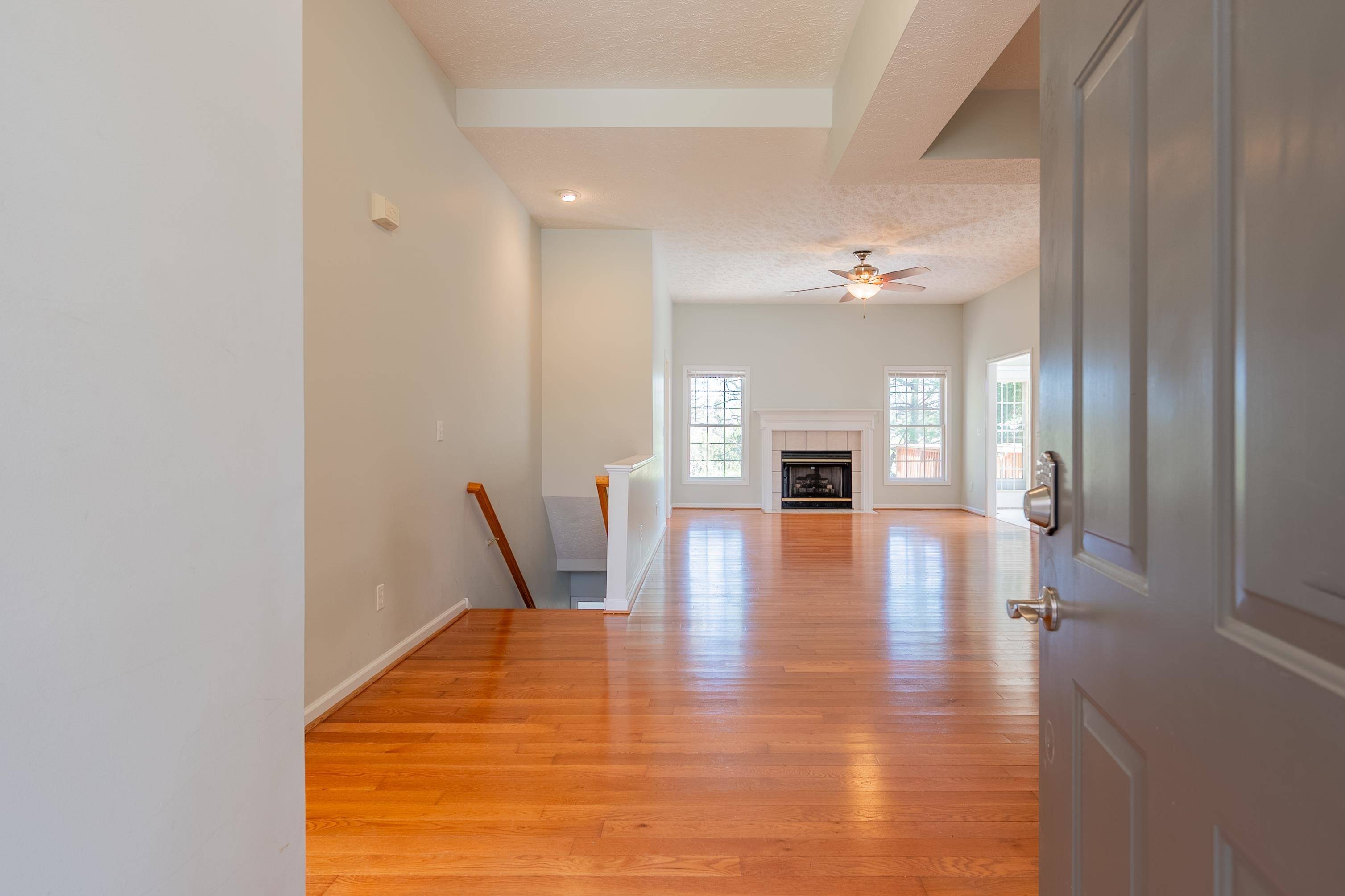 Blacksburg, VA 24060,1528 Oriole DR