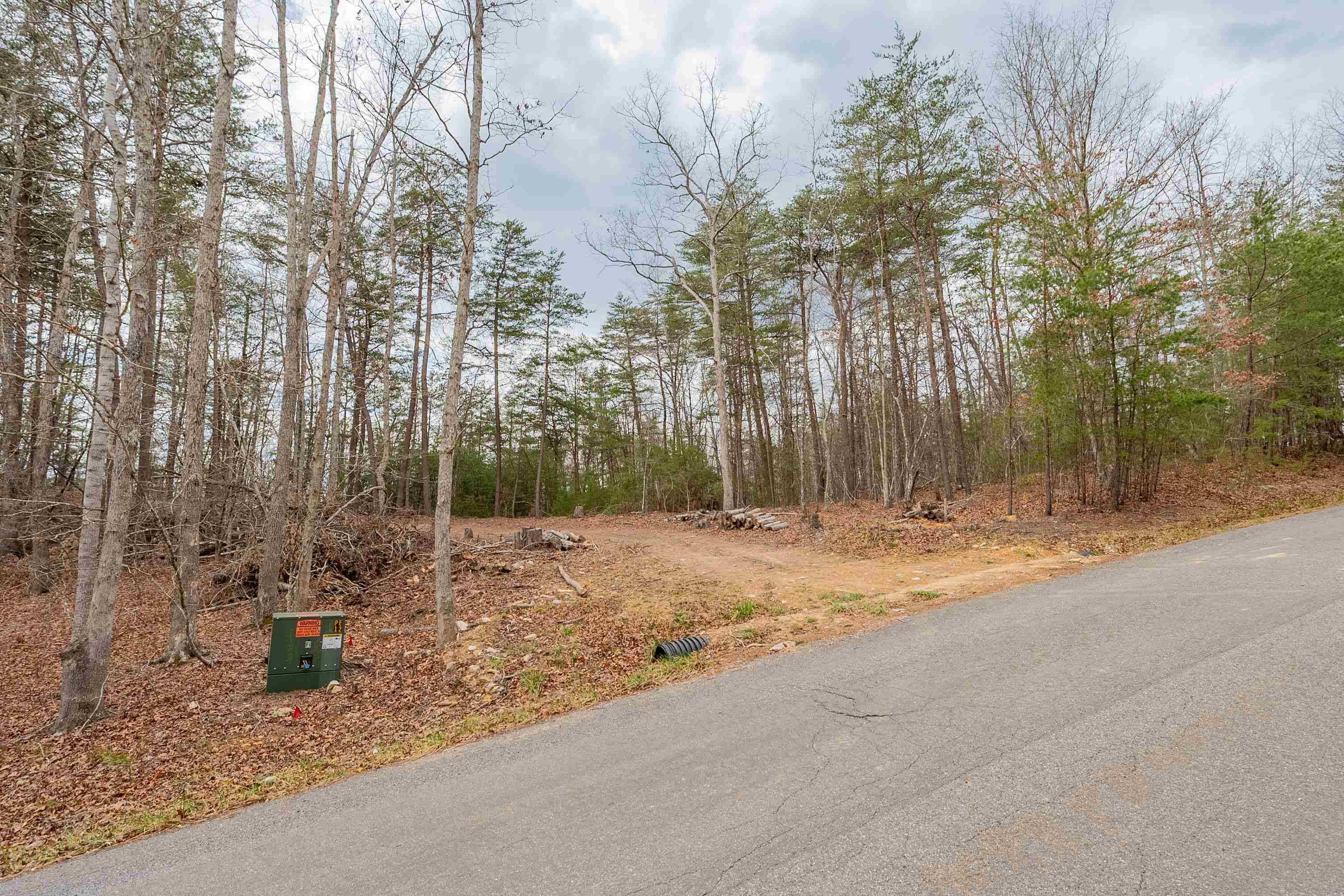 Elliston, VA 24087,3050 New Ridge RD