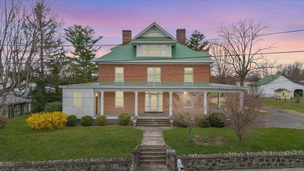 Dublin, VA 24084,13 Giles AVE