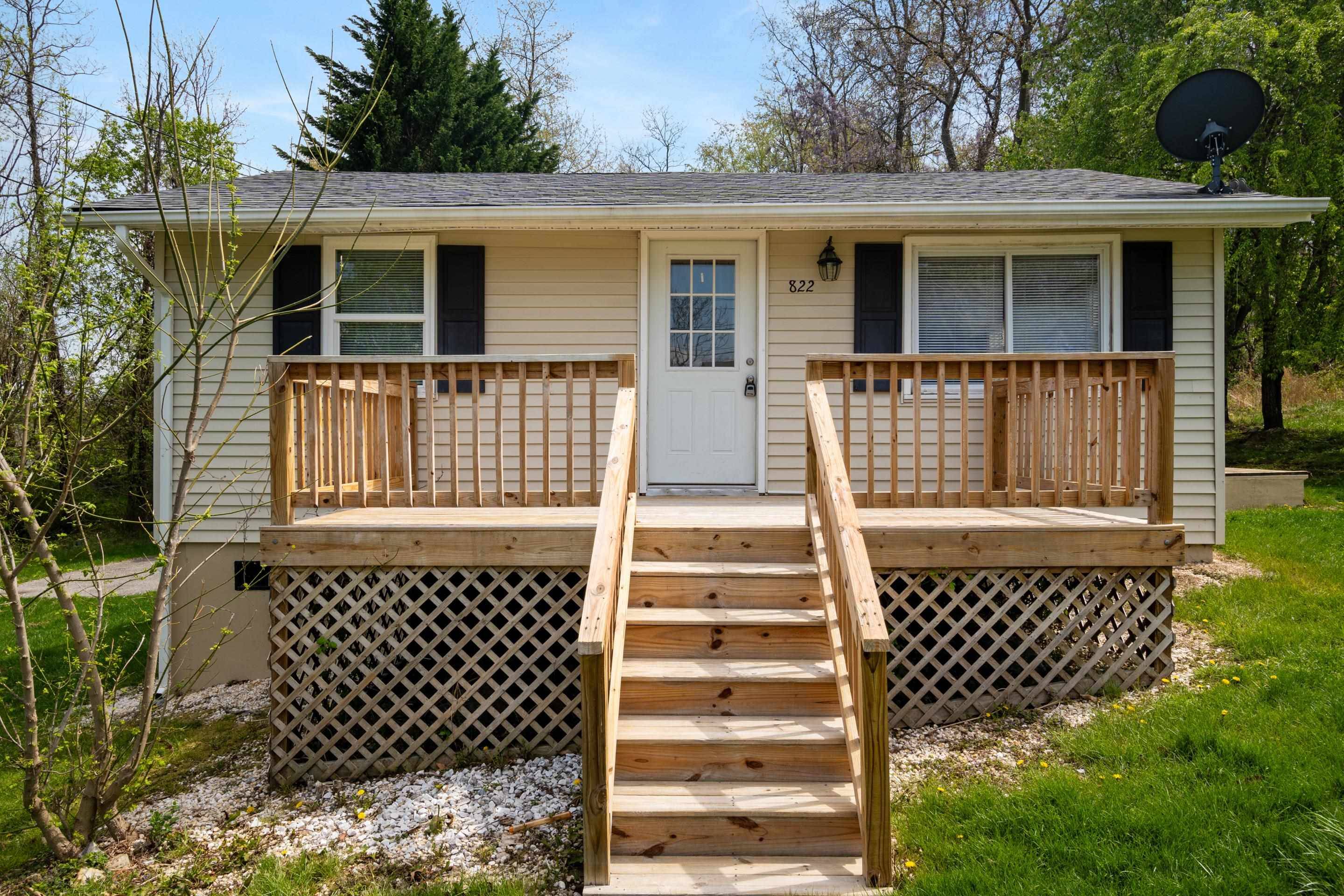 Radford, VA 24141,822 Fourteenth ST