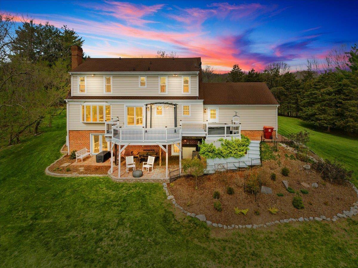 Blacksburg, VA 24060,2220 Cedar WALK