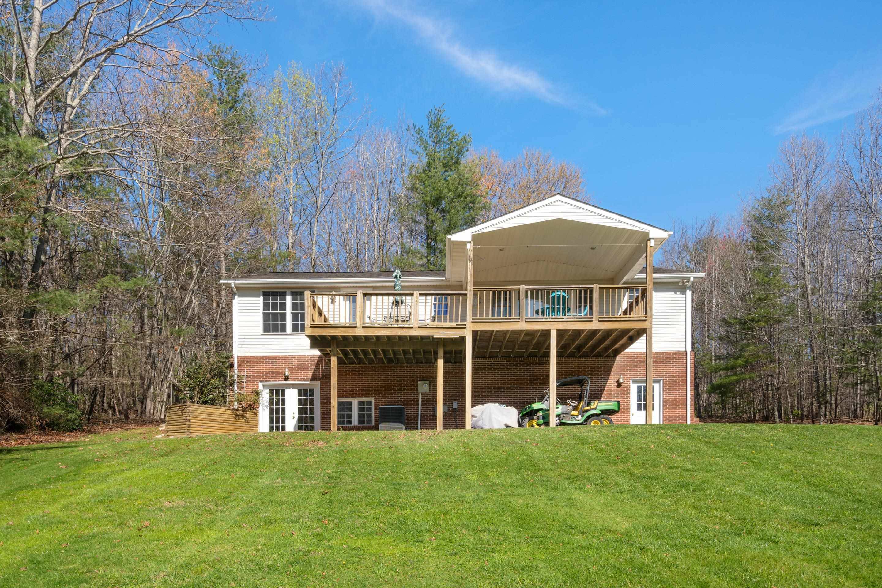 Riner, VA 24149,952 DUSTY ROCK Road NW