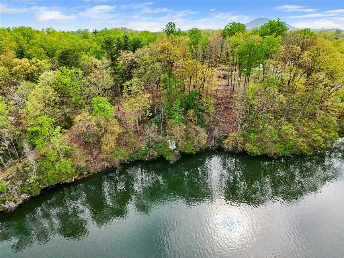 Pulaski, VA 24301,TBD Graham Morris LN