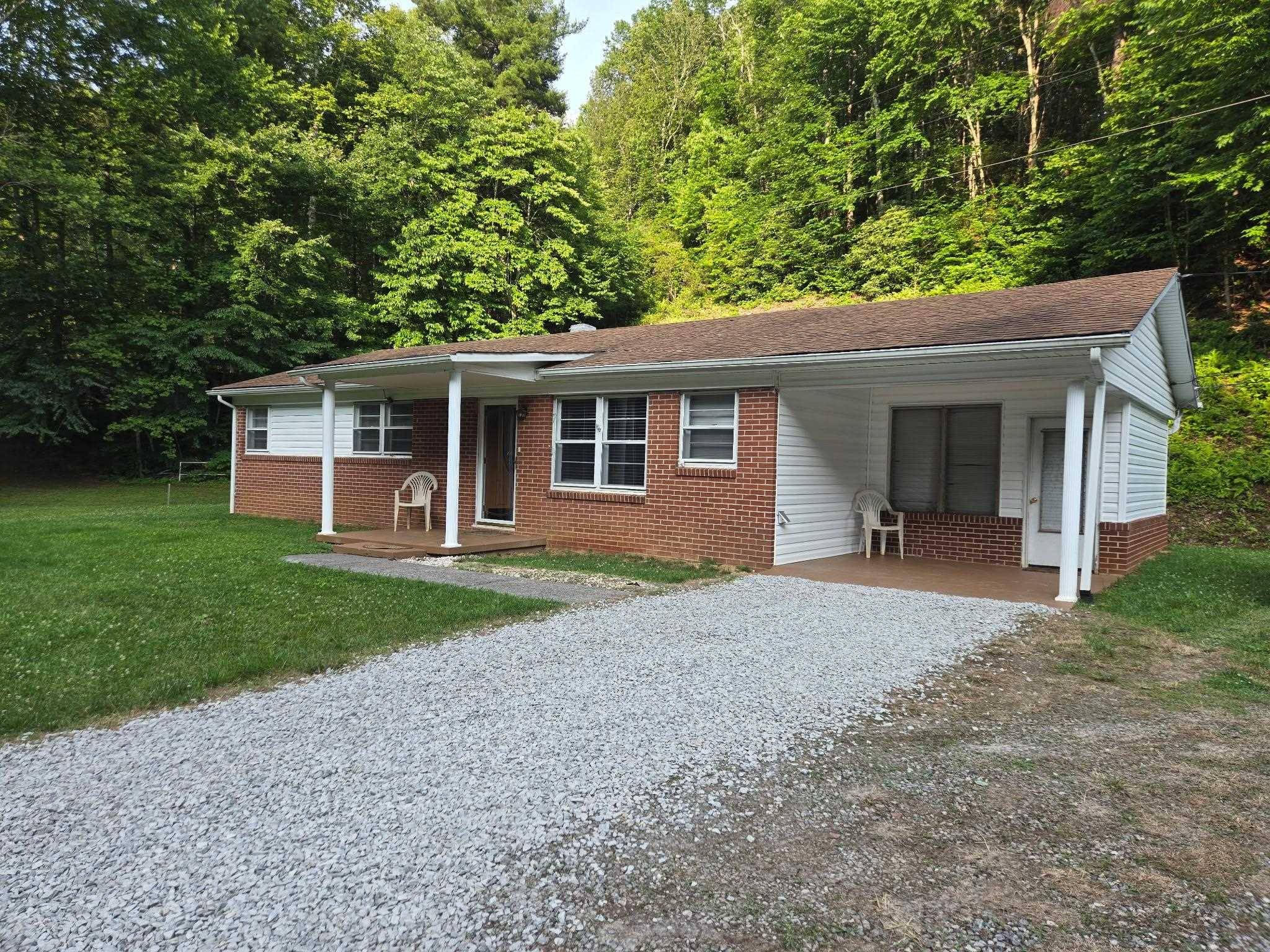 Stuart, VA 24171,3046 Woolwine HWY