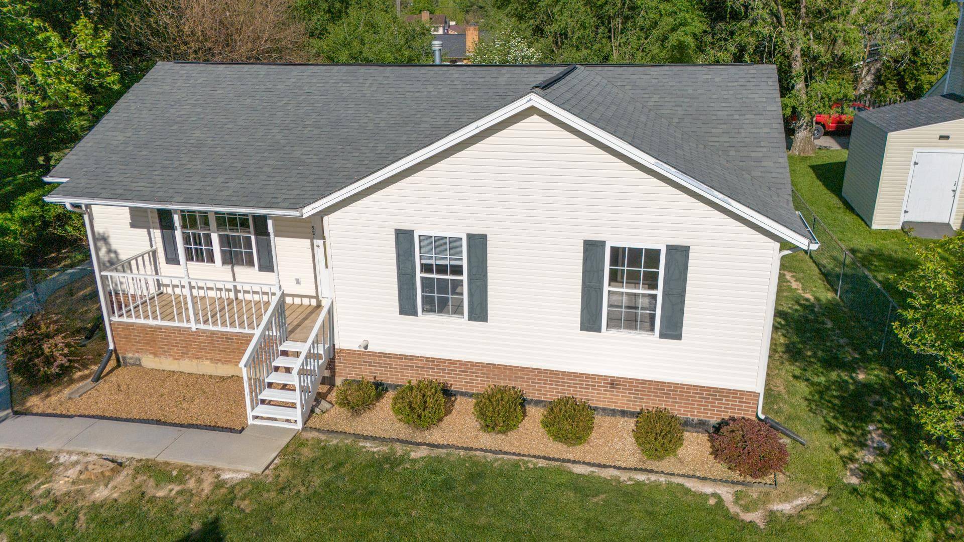 Radford, VA 24141,921 Forest AVE