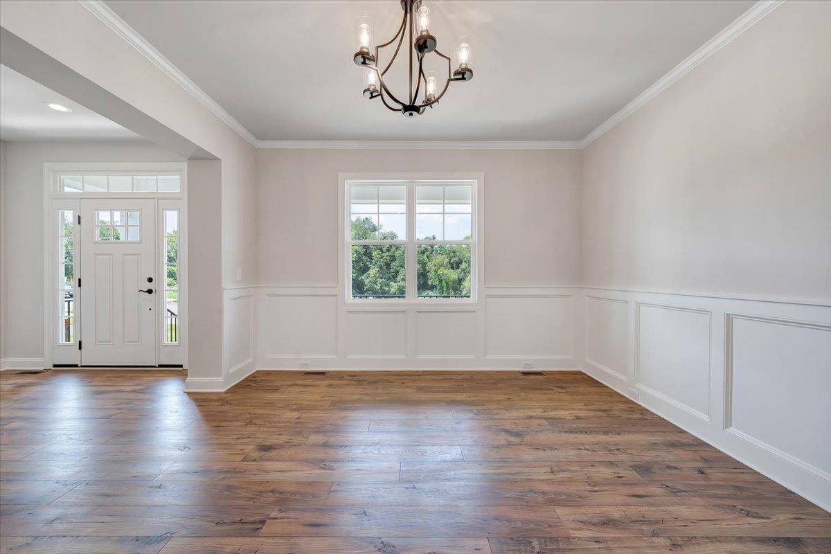 Blacksburg, VA 24060,3210 Natalies WAY
