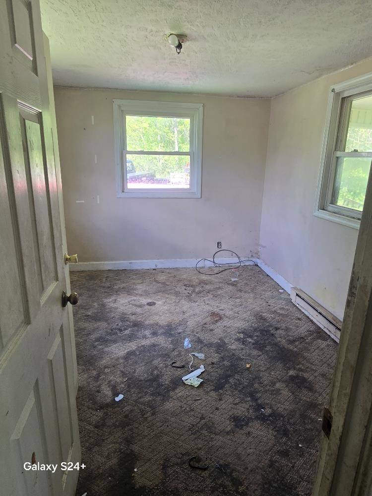 Radford, VA 24141,7362 Manns DR