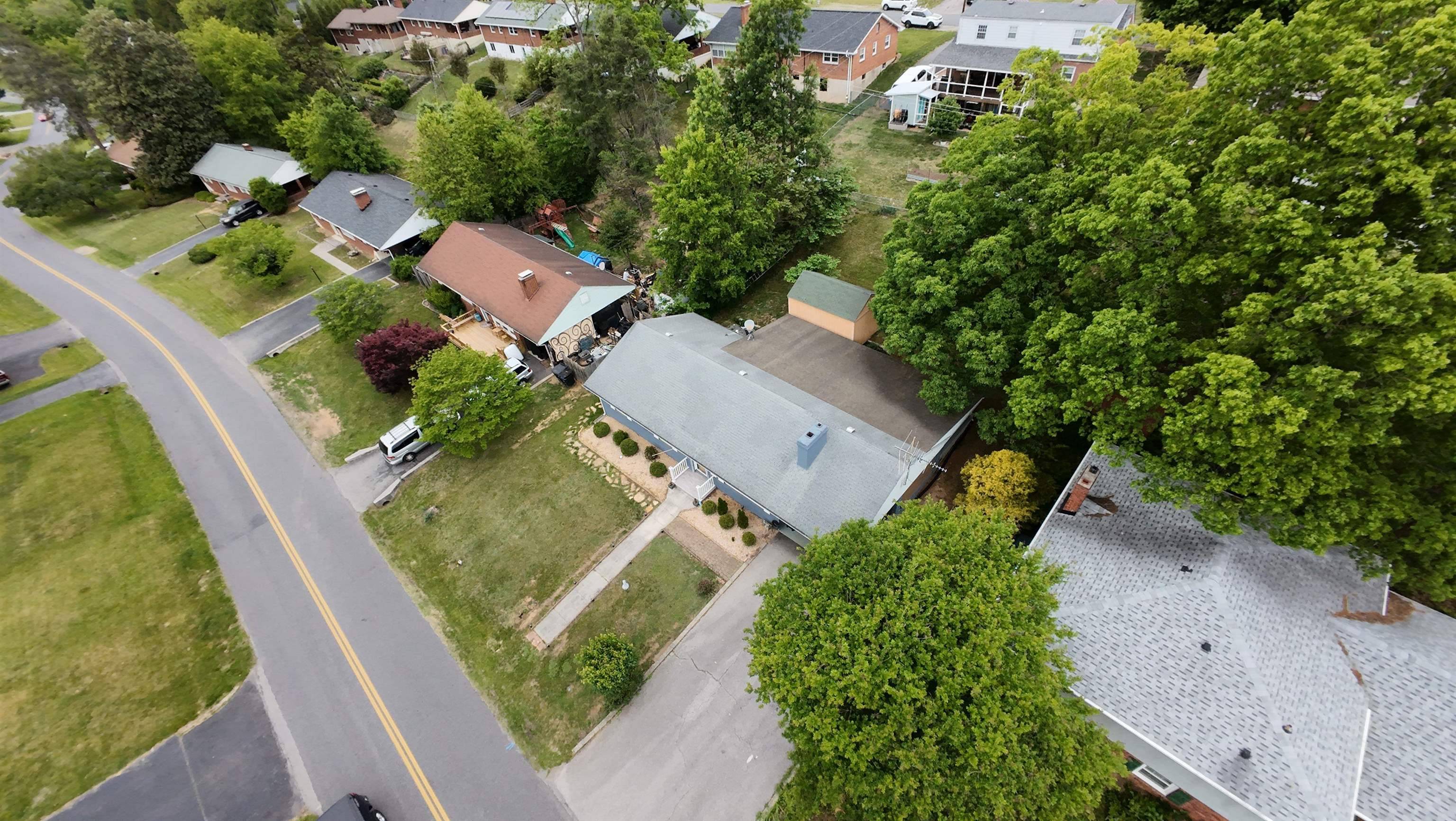 Roanoke, VA 24015,3325 Fleetwood AVE