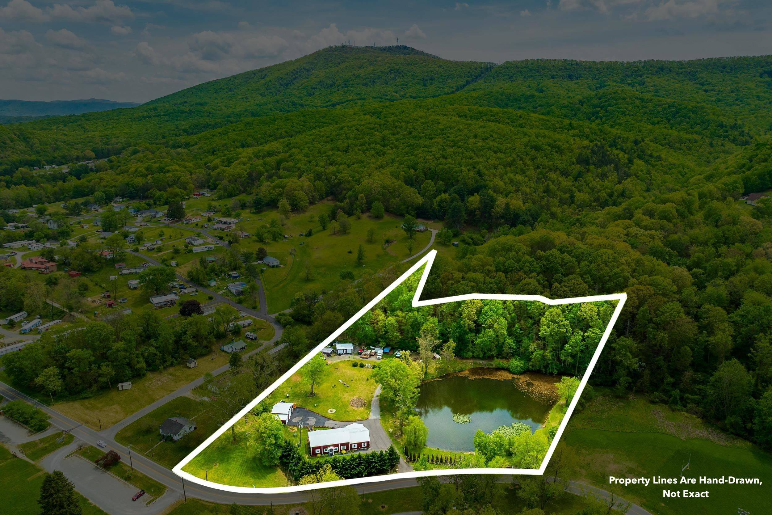 Pulaski, VA 24301,1180 Dora HWY