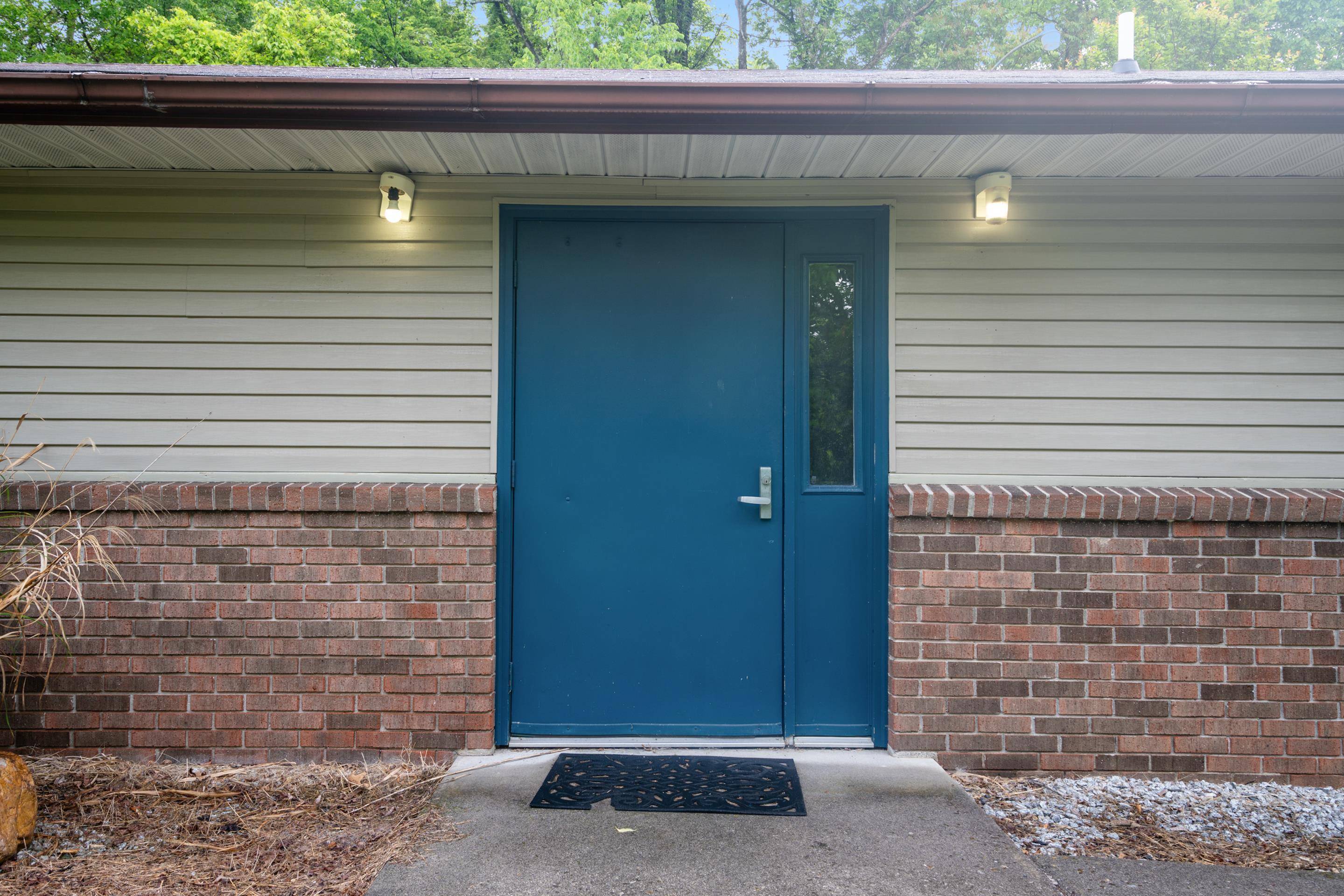 Narrows, VA 24124,700 Old Virginia AVE